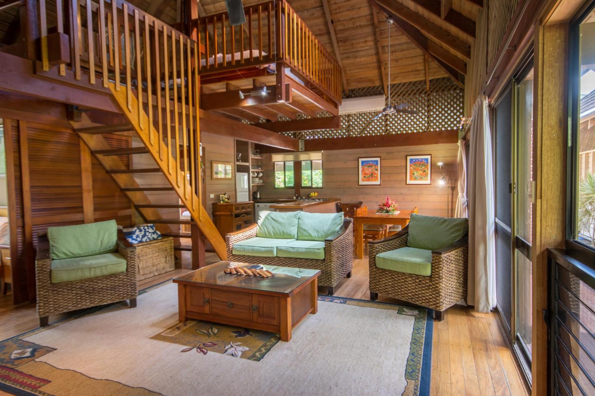 Three-Bedroom Villa photo 2