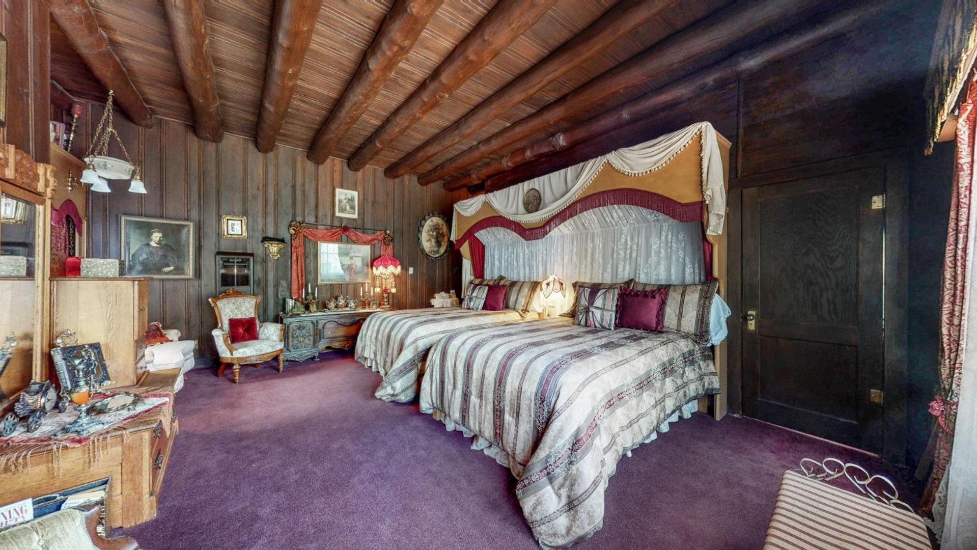 Quadruple Room with Mountain View photo 2