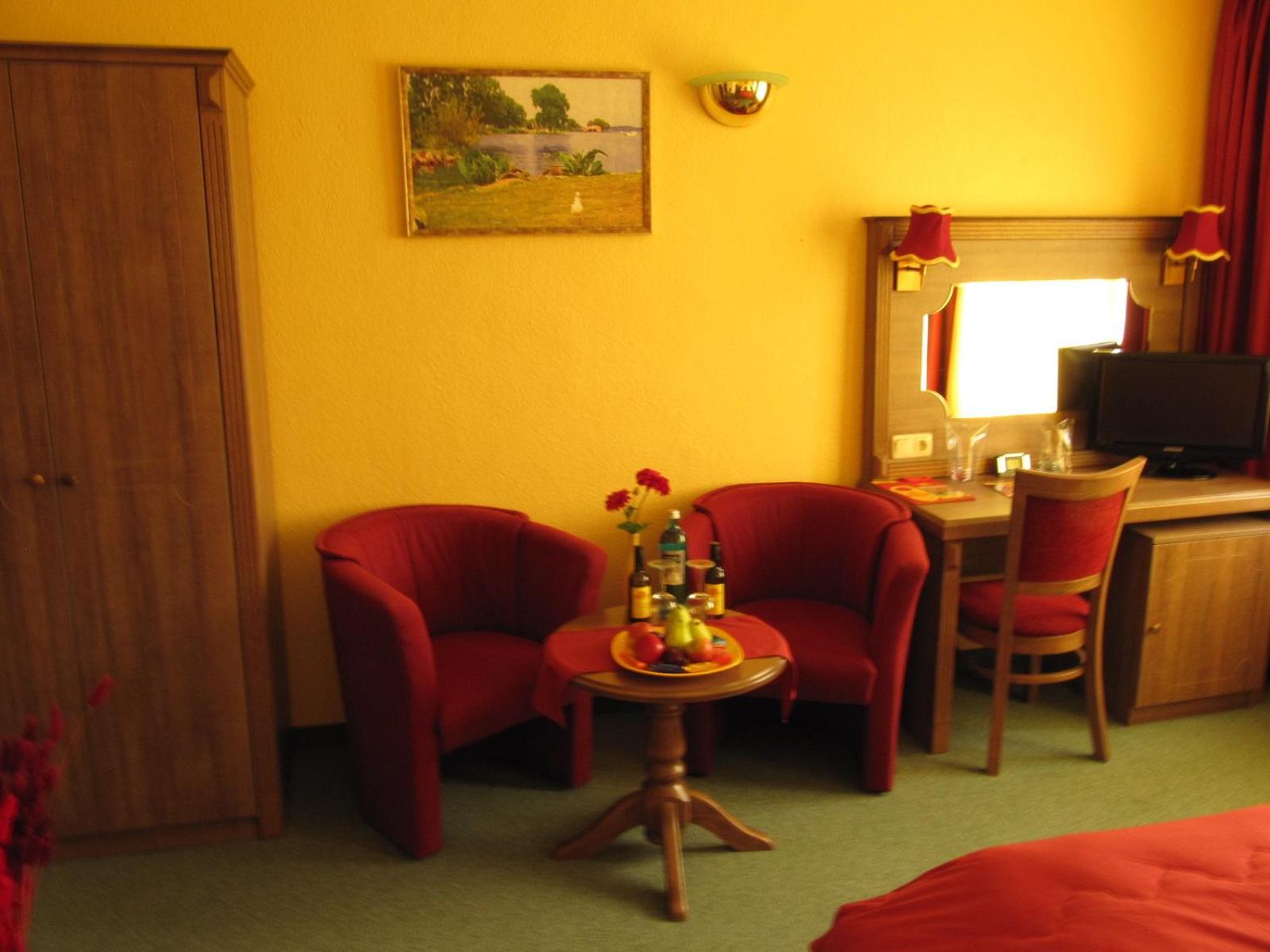 Double Room - Photo 2