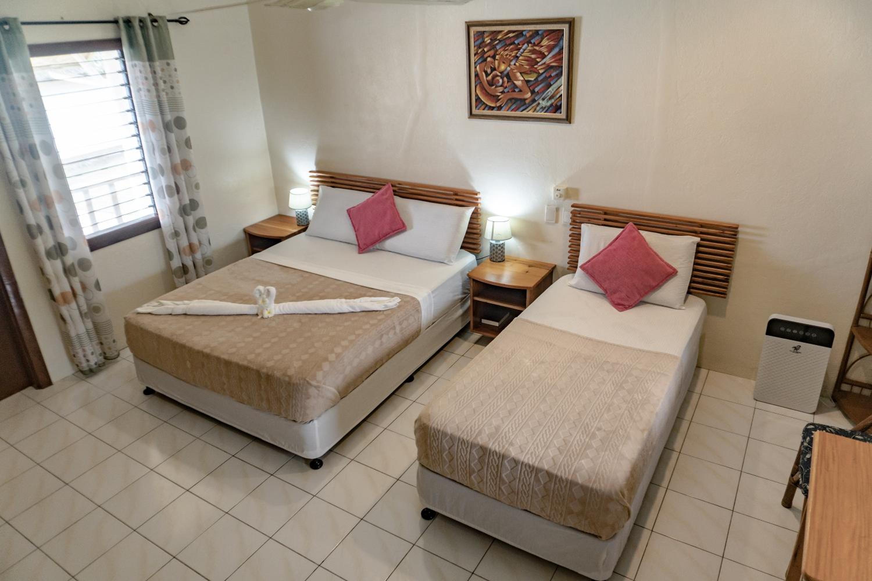 Bungalow with Sea View - Photo 5