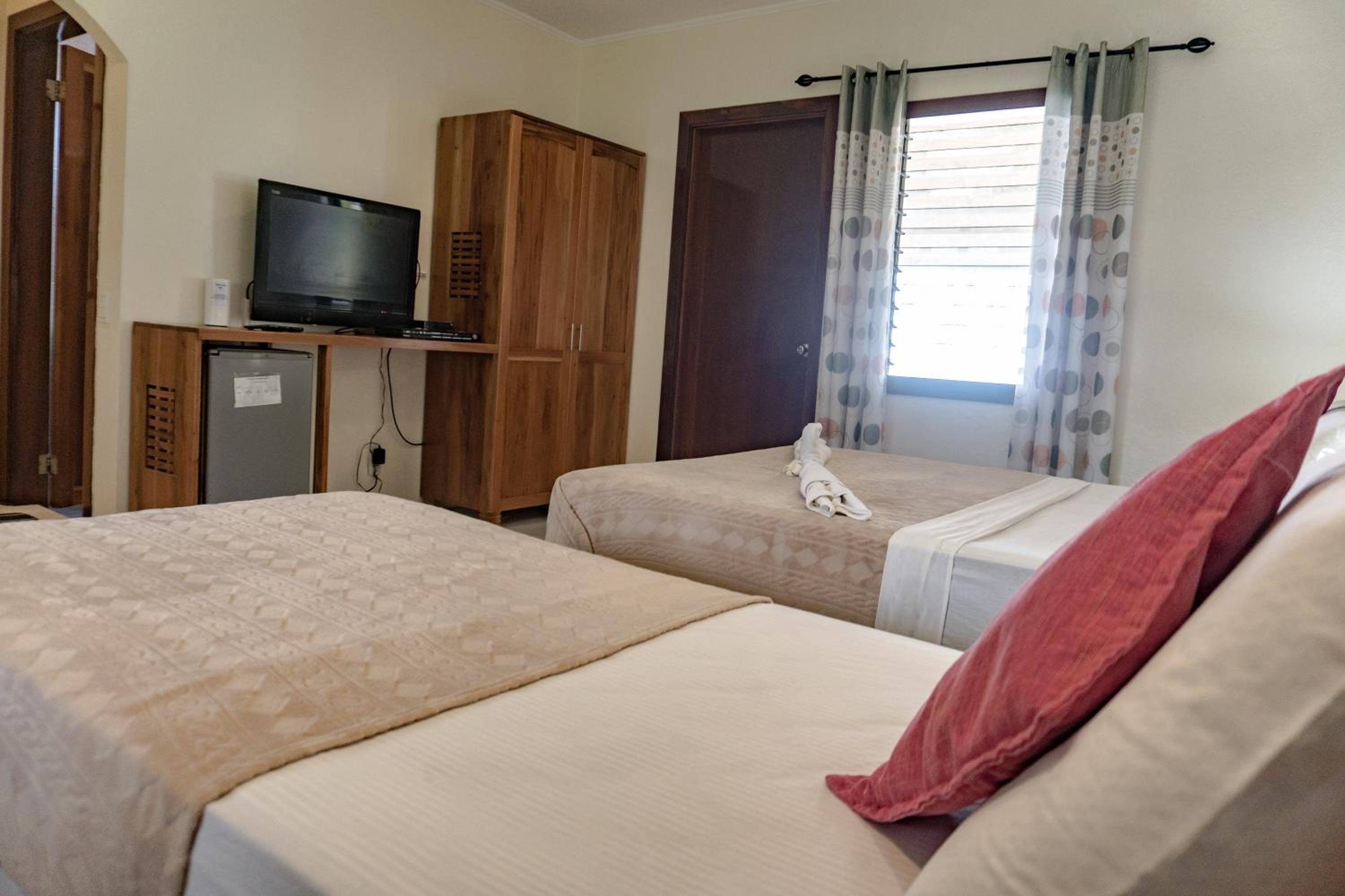 Bungalow with Sea View - Photo 13