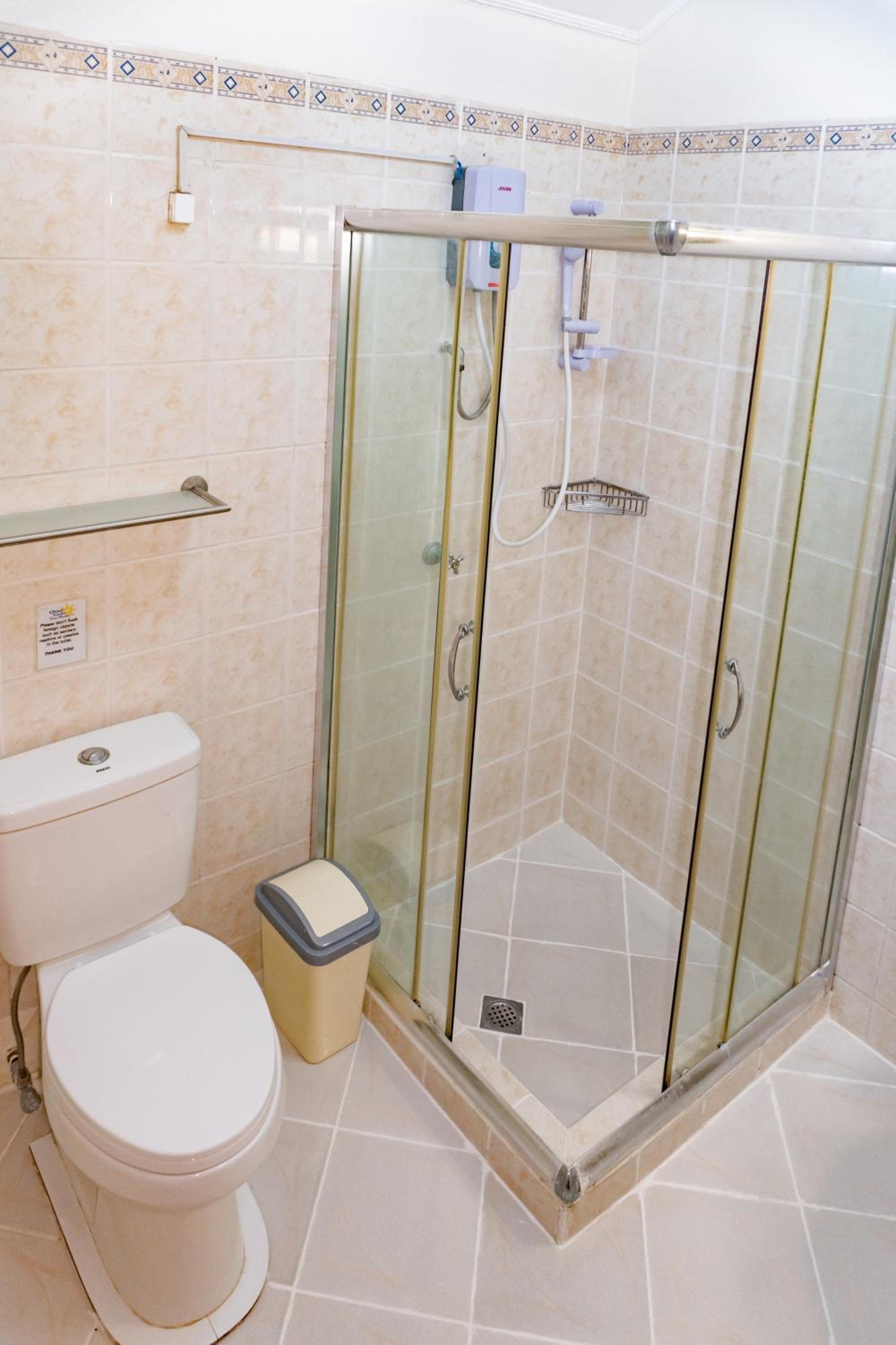 Deluxe Twin Room with Sea View - Photo 10