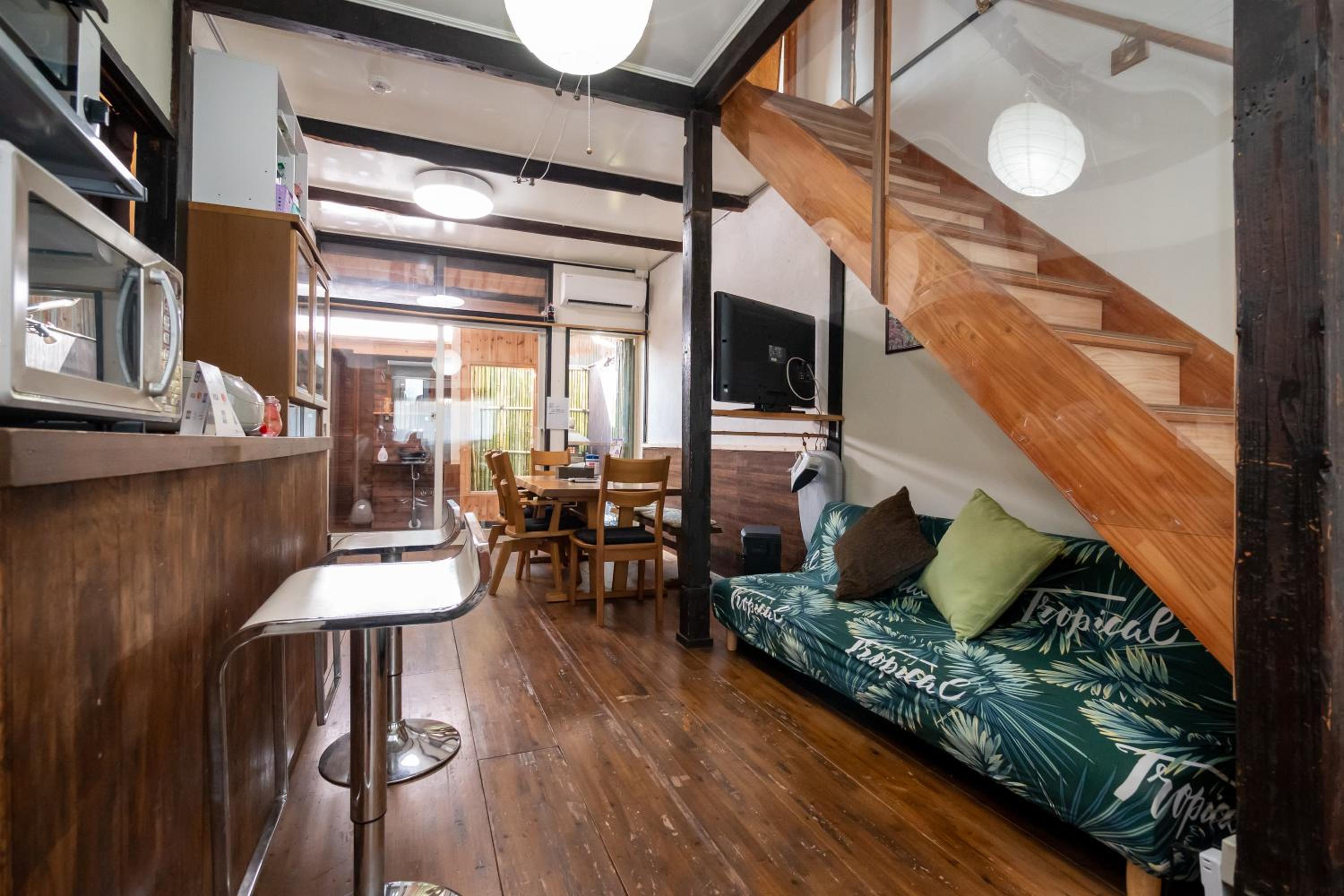 Japanese-Style Townhouse - Photo 70