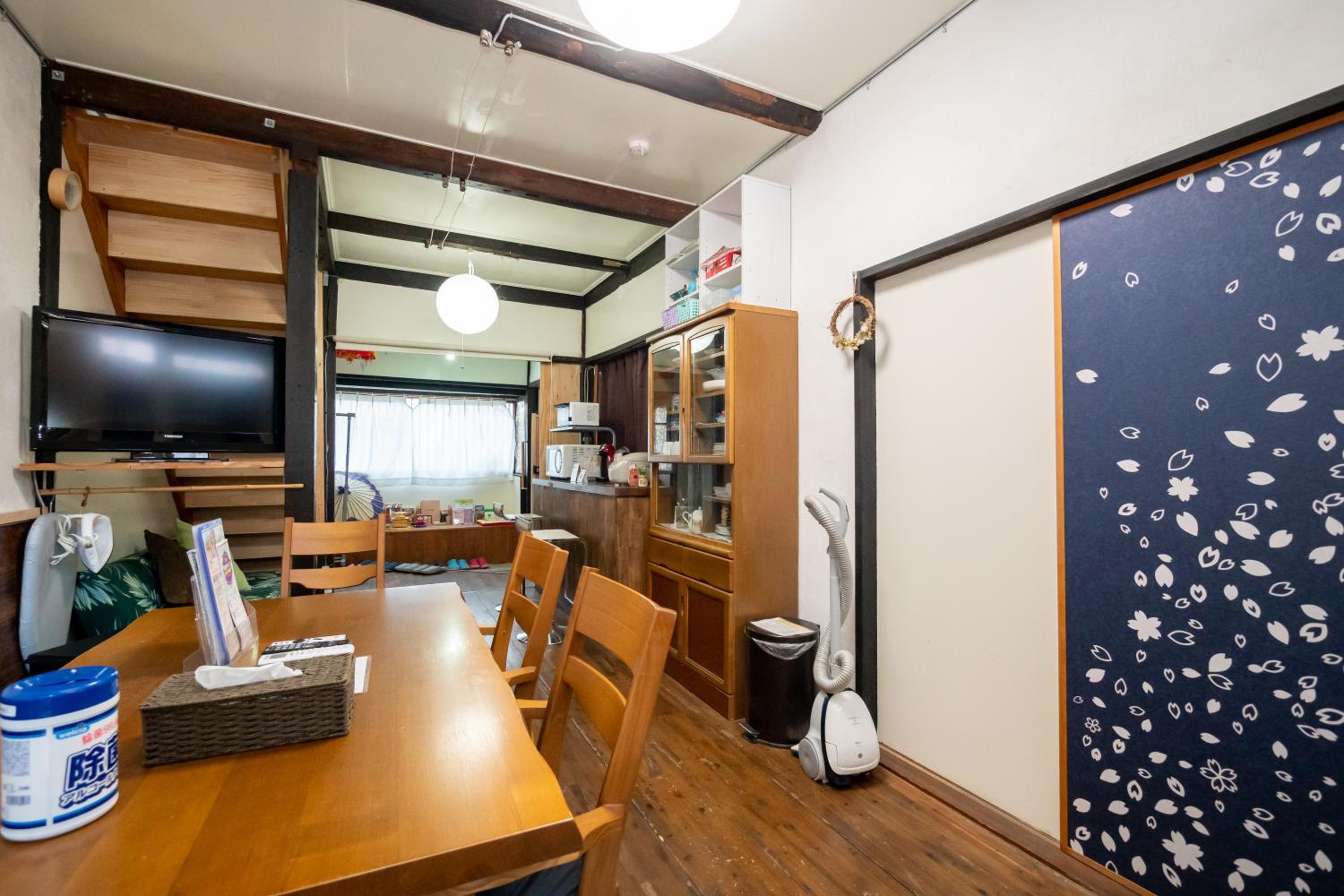 Japanese-Style Townhouse - Photo 67