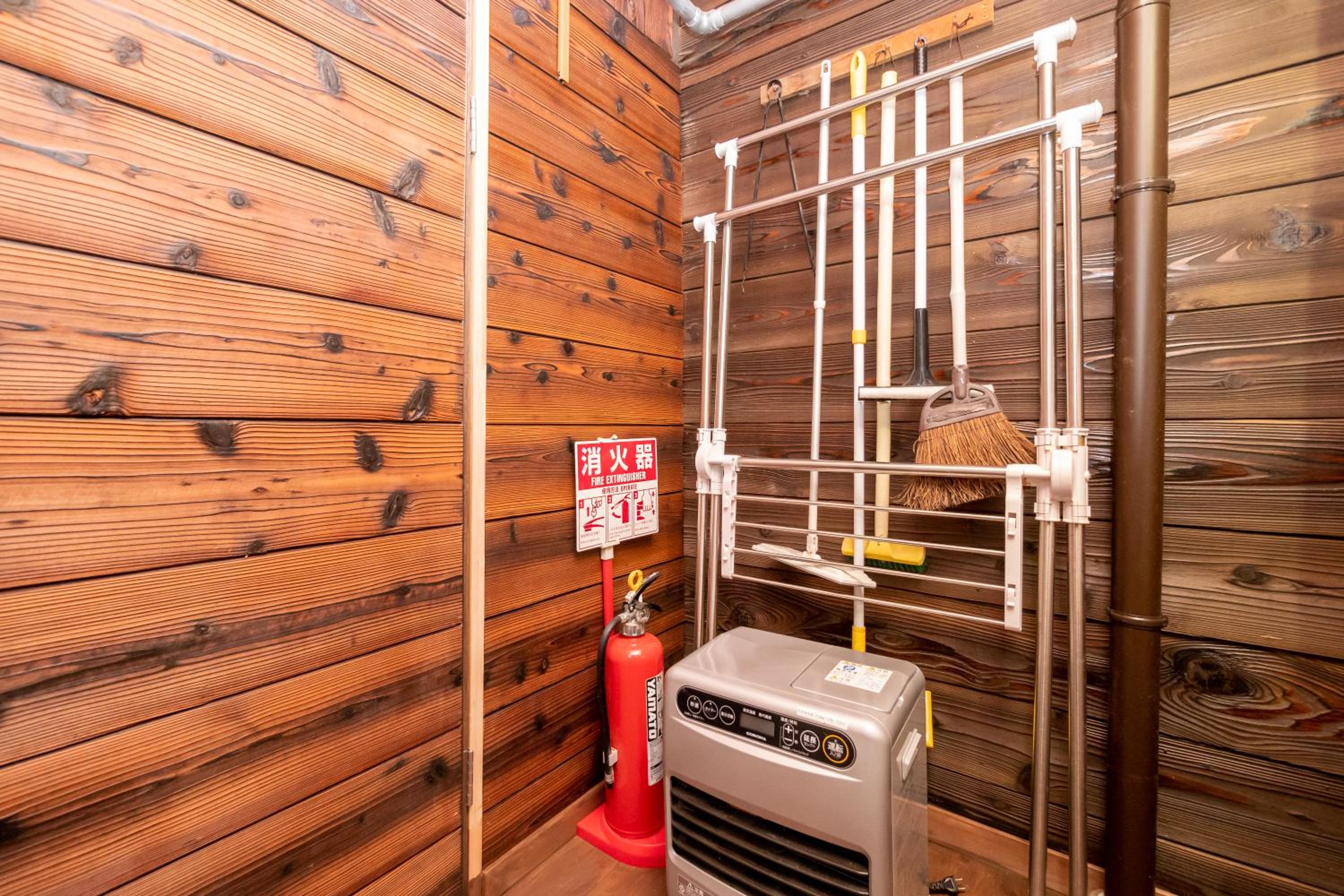 Japanese-Style Townhouse - Photo 15