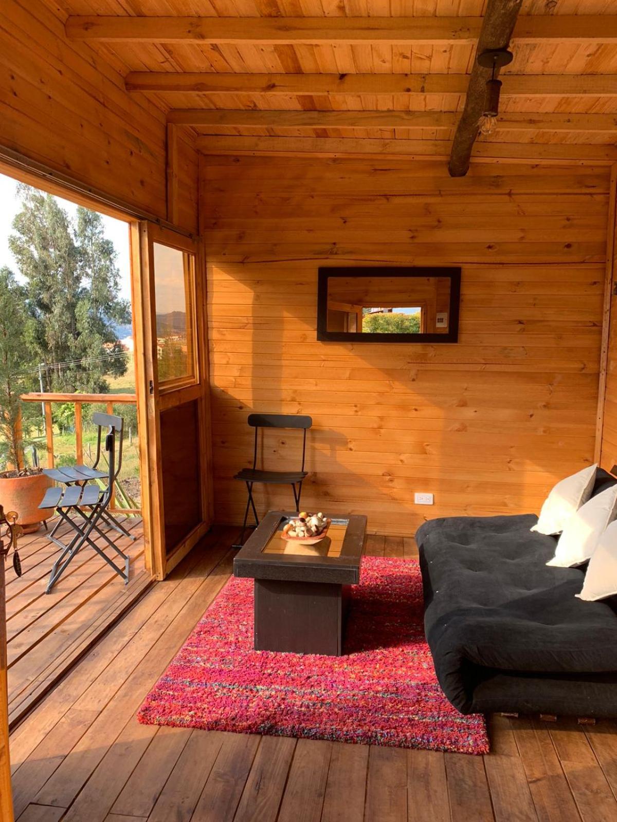 One-Bedroom House photo 1