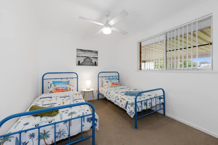 Three-Bedroom House photo 2