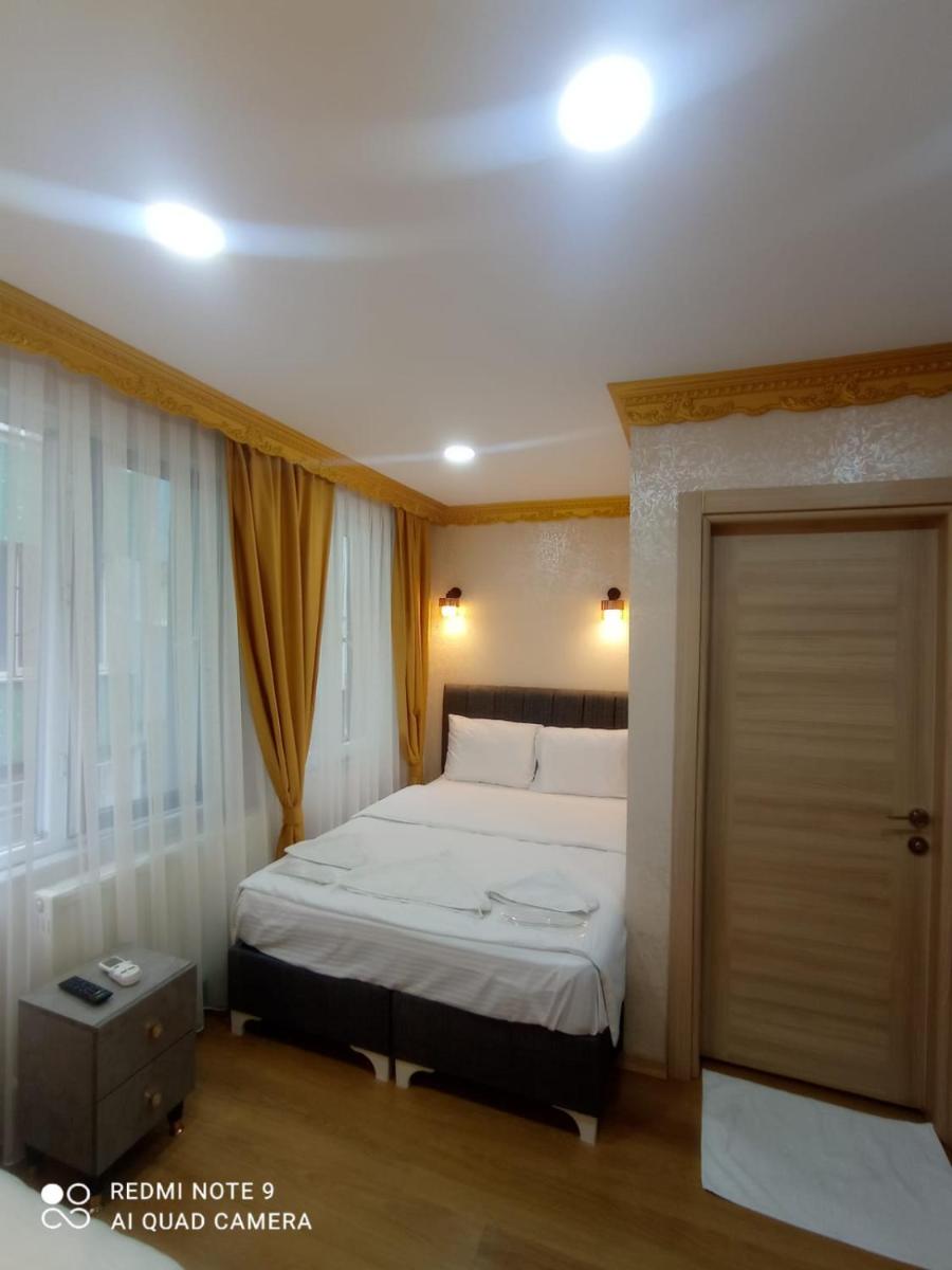 Deluxe Triple Room photo 2