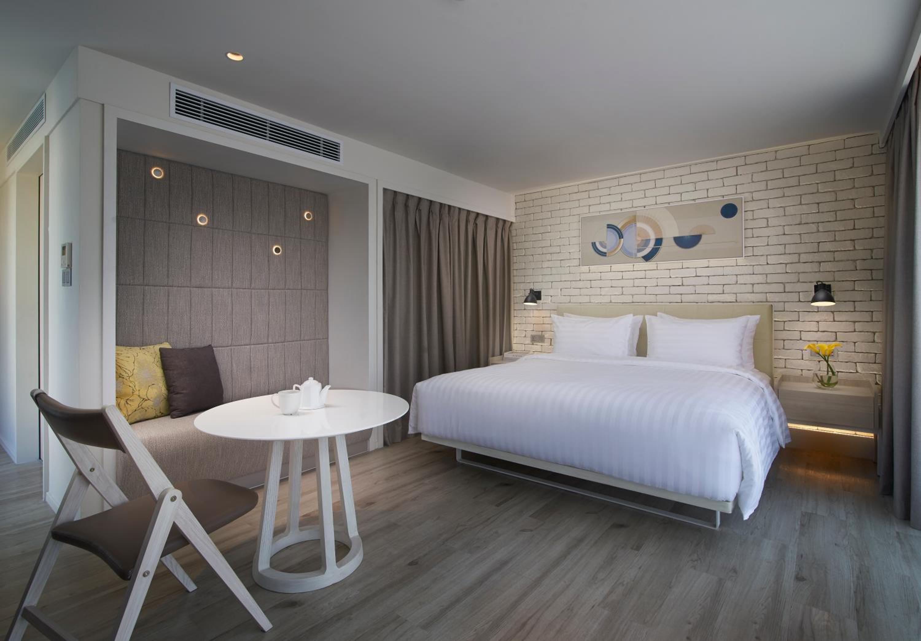 King Room with Balcony