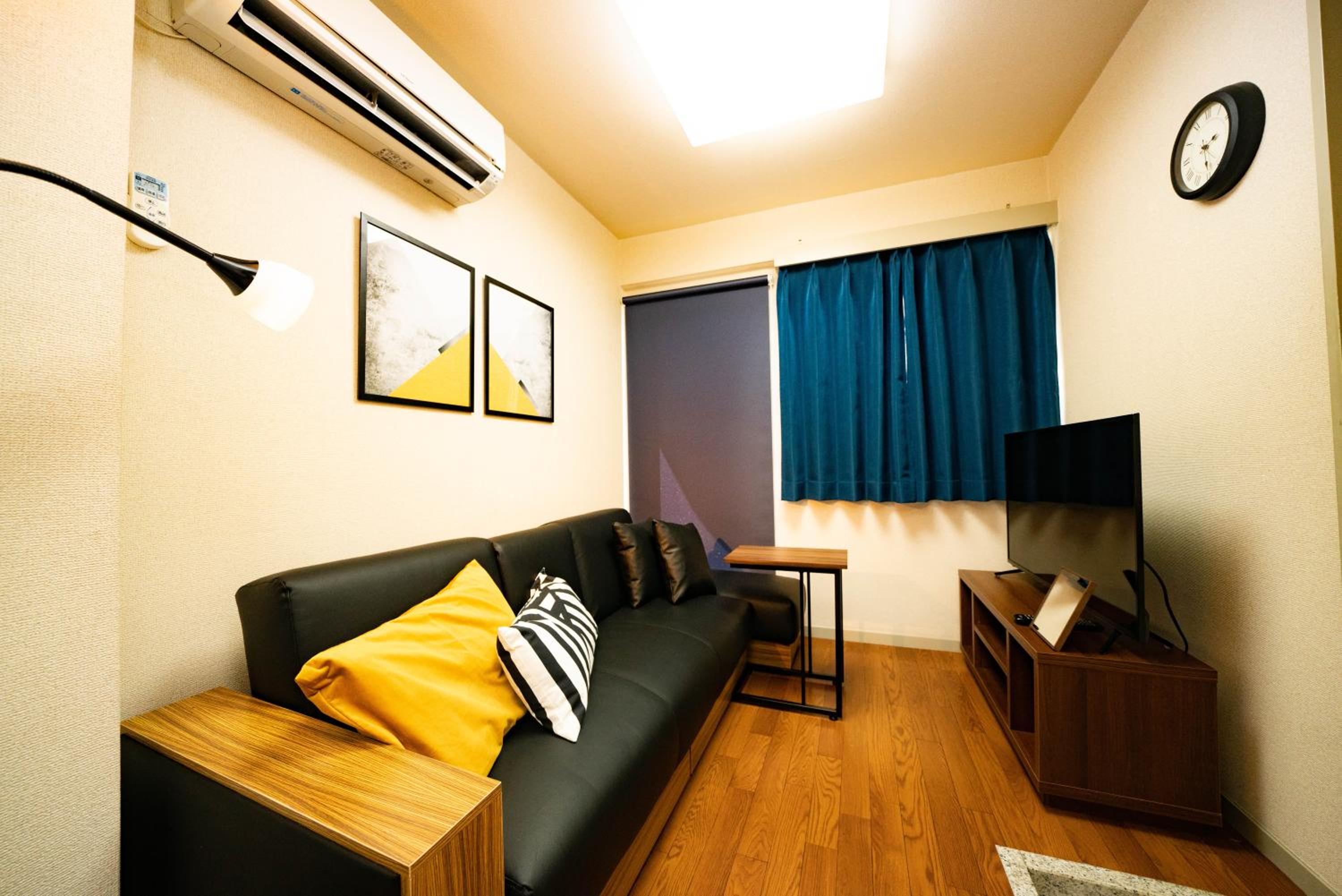 Family Room photo 1