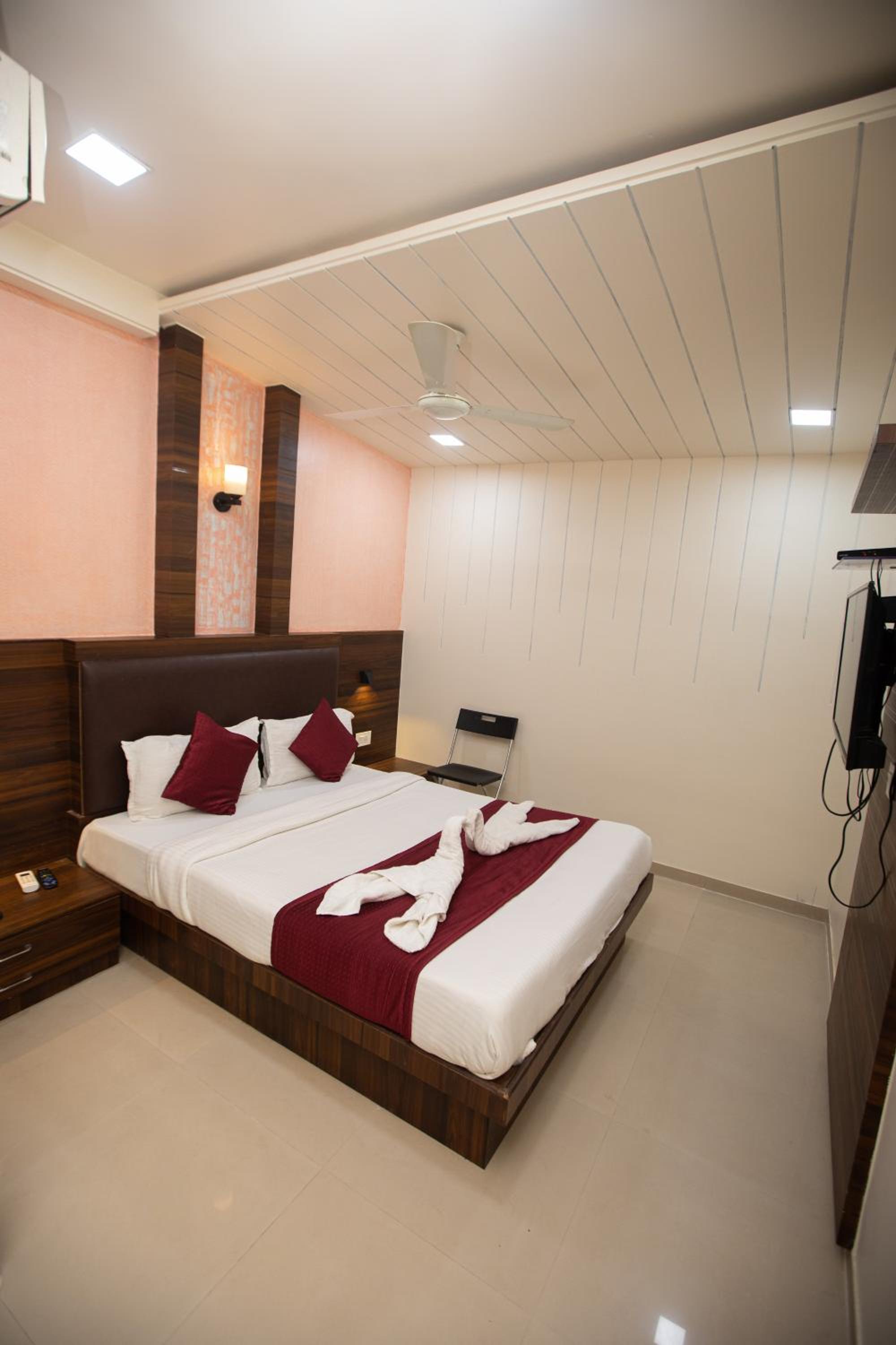 Executive Room - Photo 2
