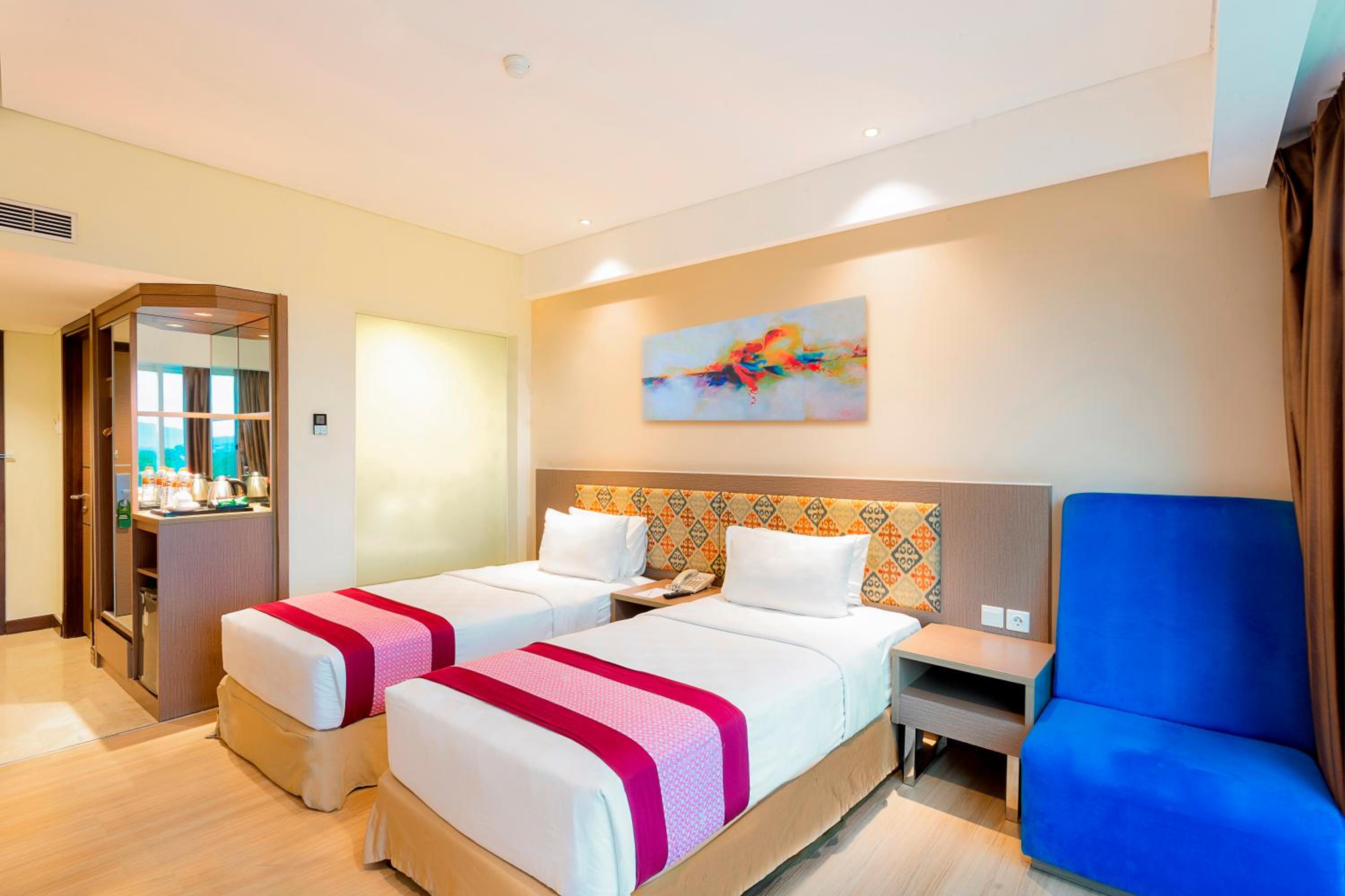 Superior Twin Room photo 2