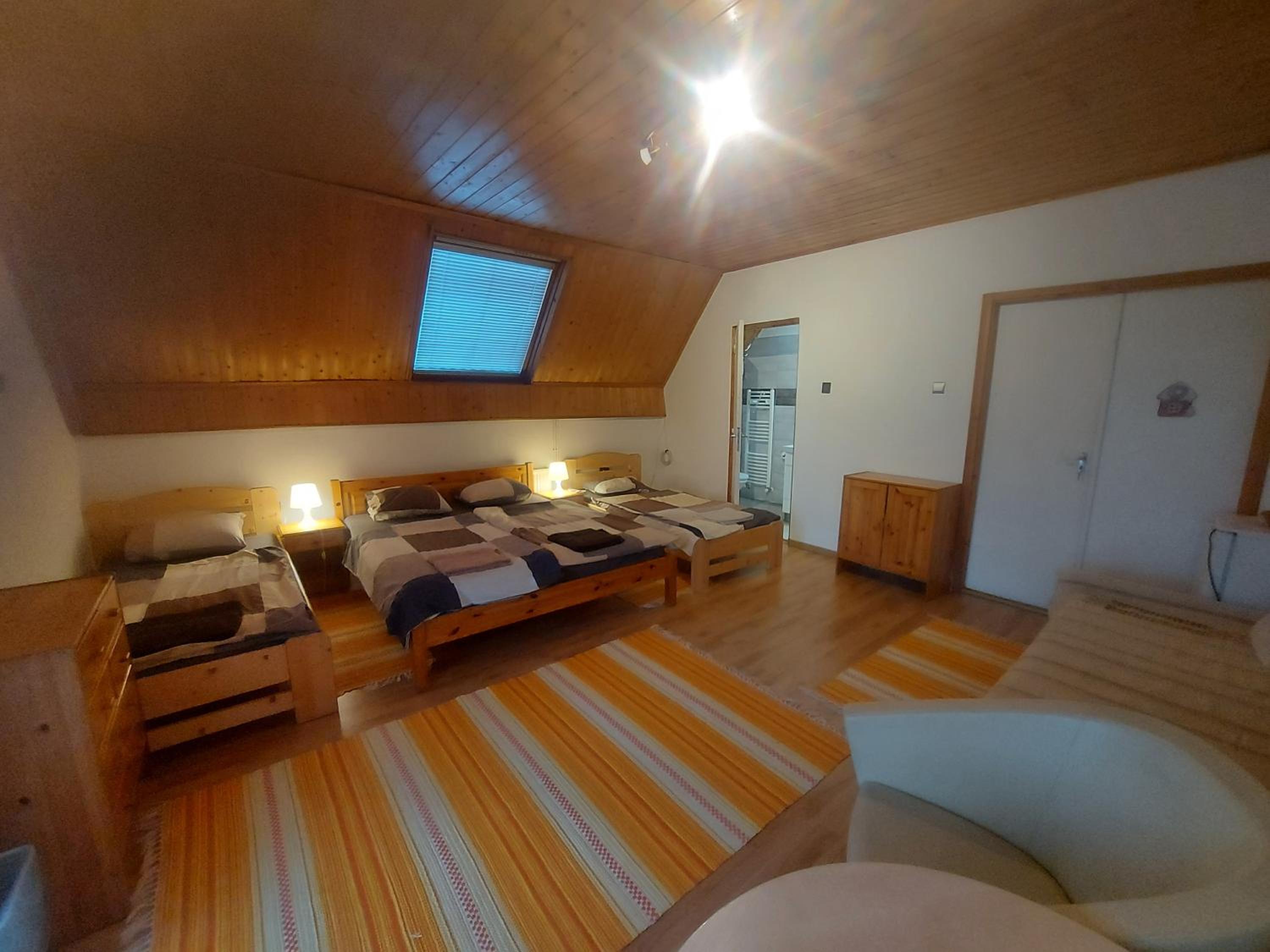 Quadruple Room with Balcony photo 3