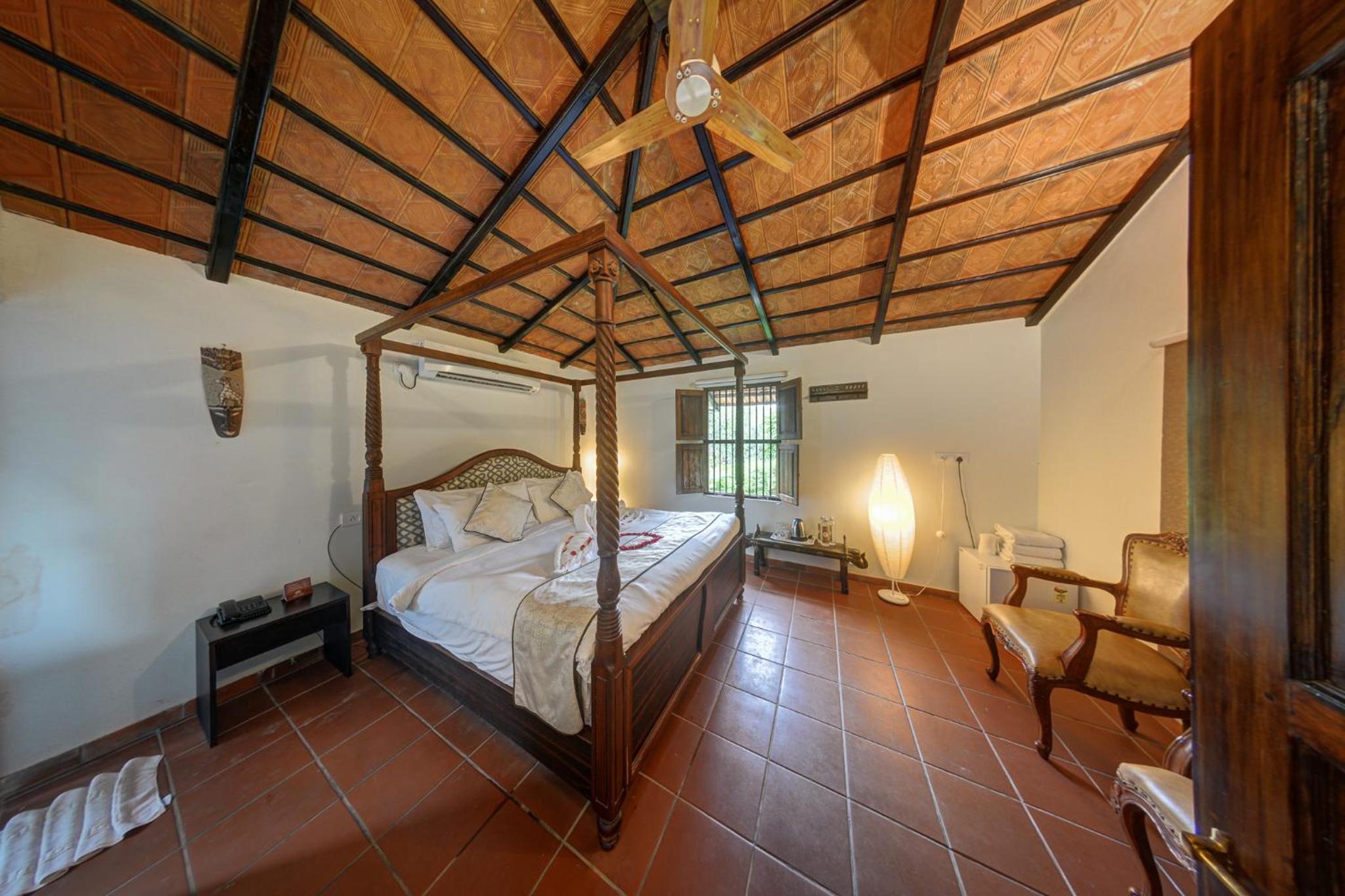 Superior King Suite