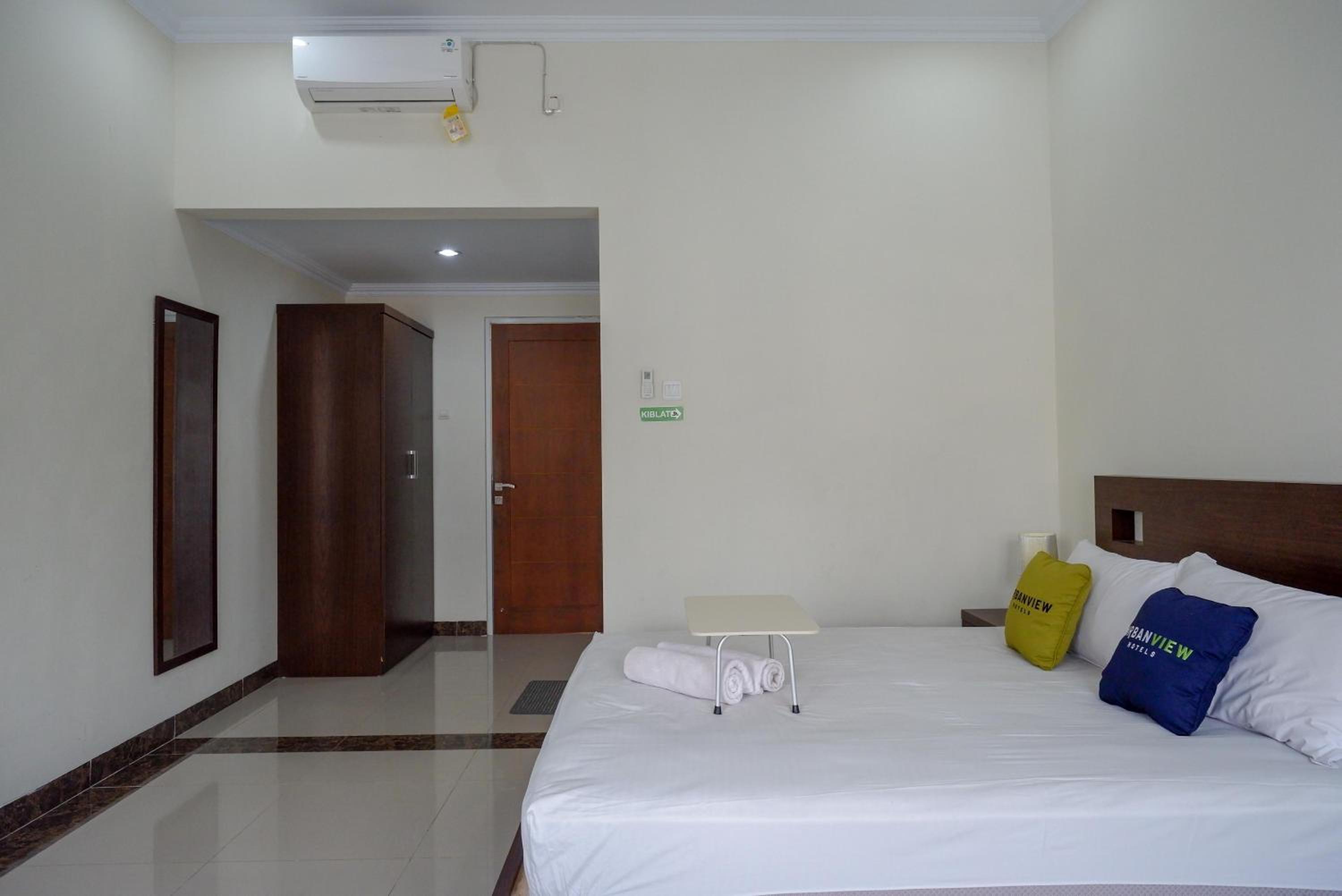 Deluxe Room - Photo 3