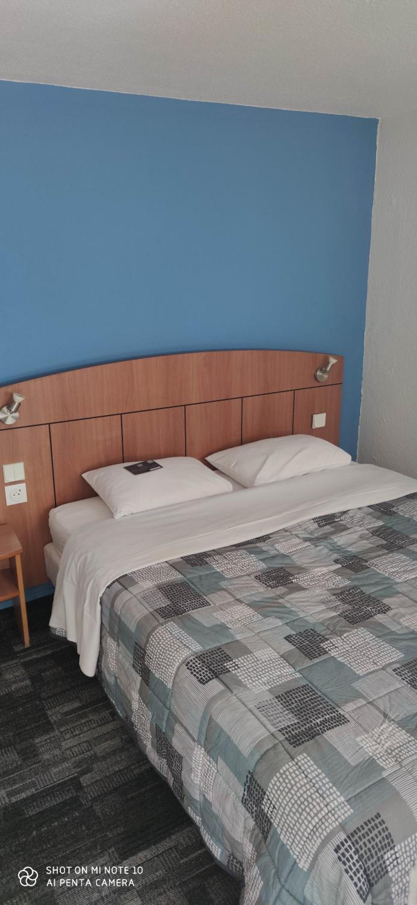 Double Room - Photo 4