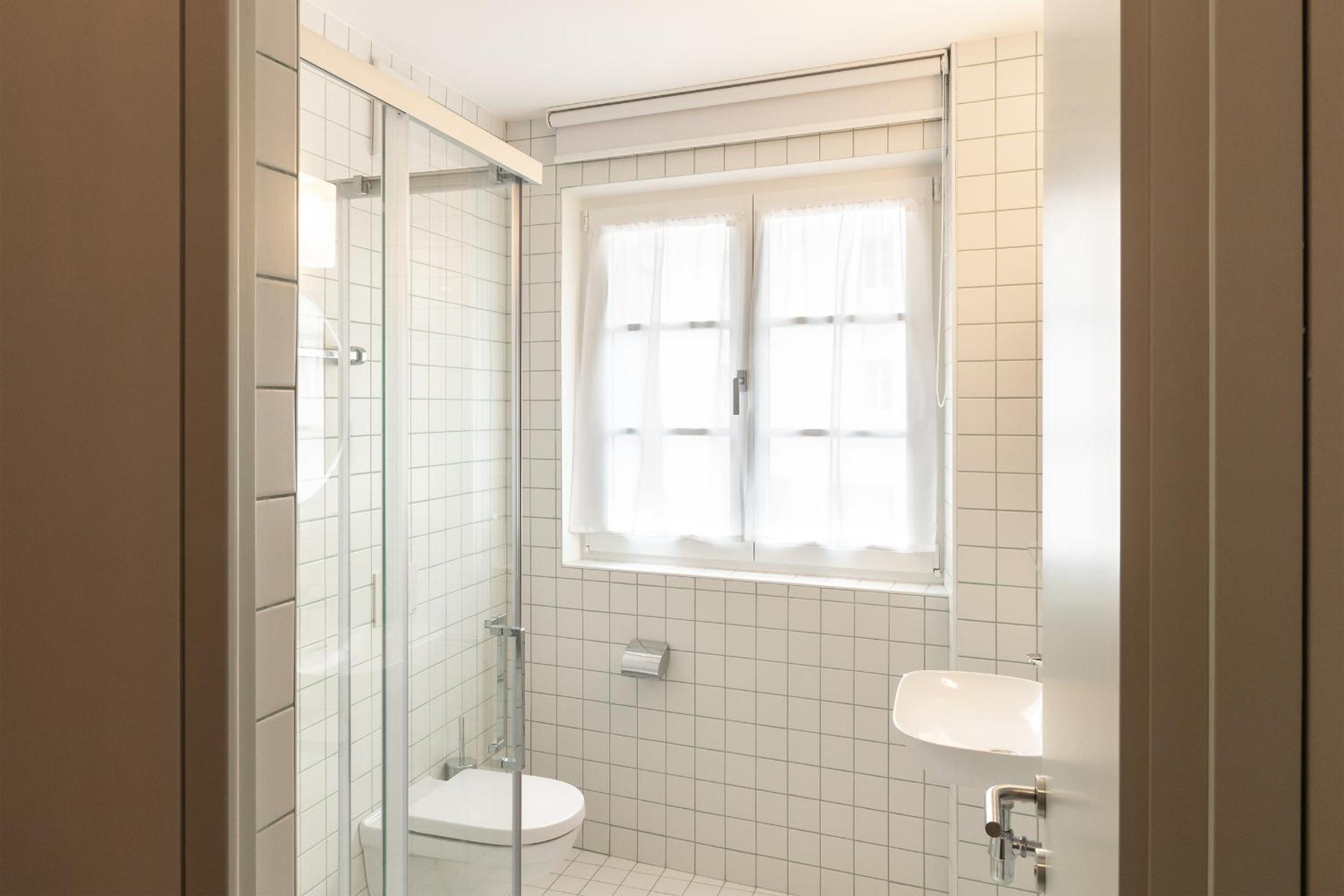 Triple Room with Private Bathroom photo 3