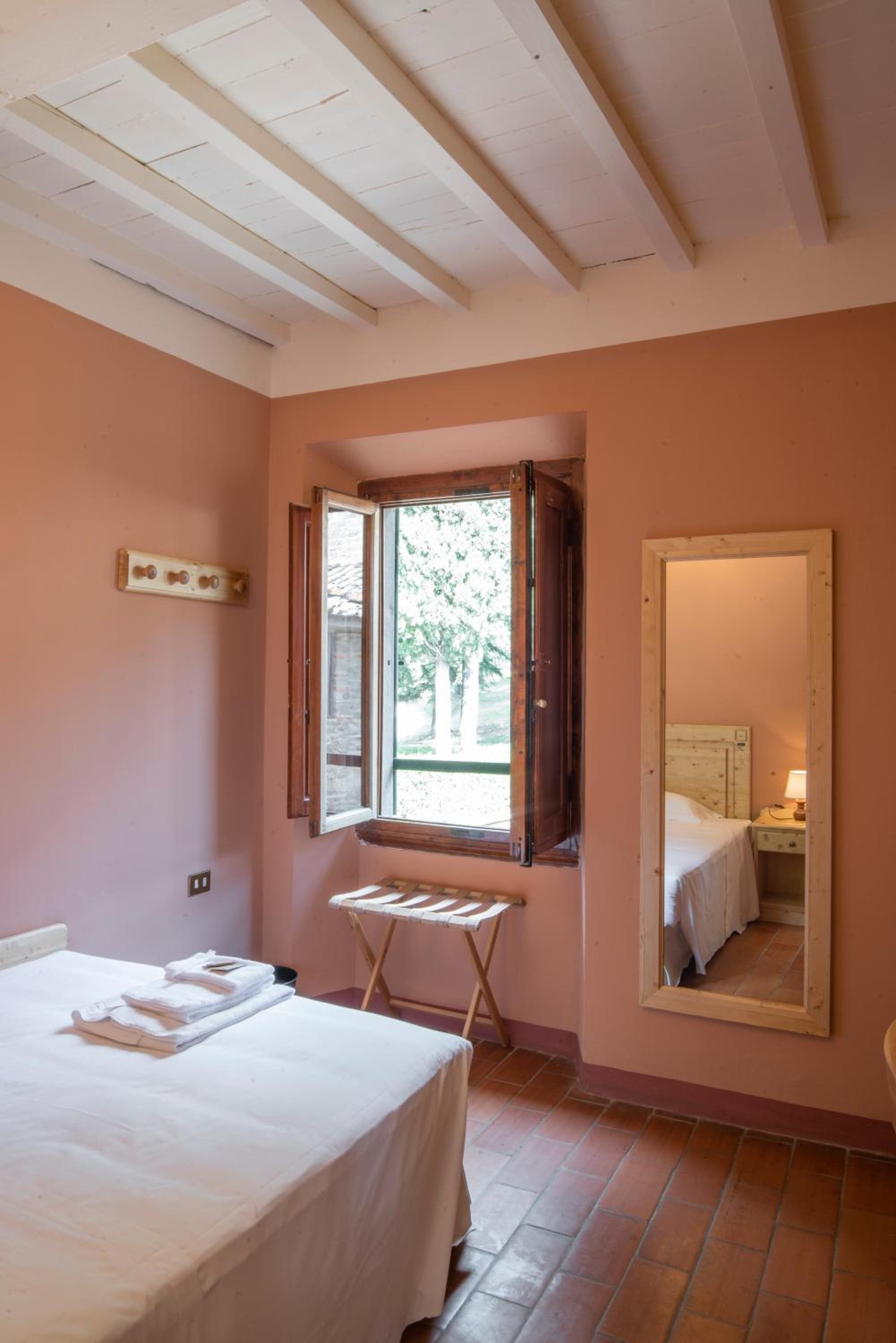 Single Room photo 3