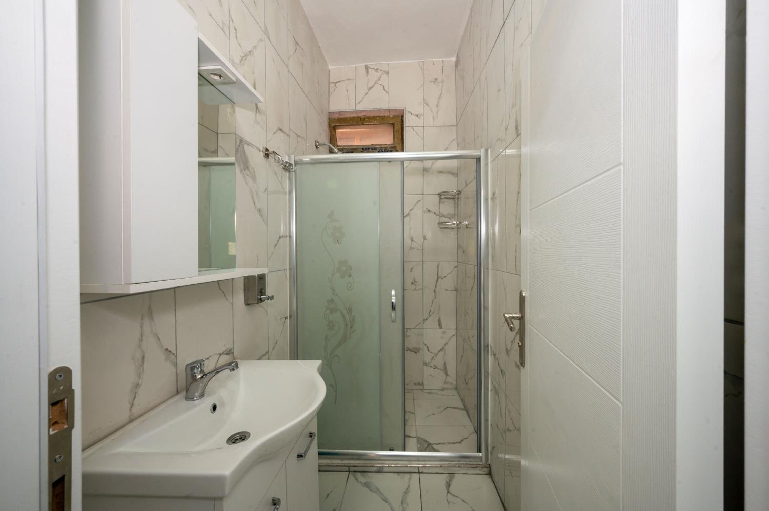 Female Dormitory Room photo 2