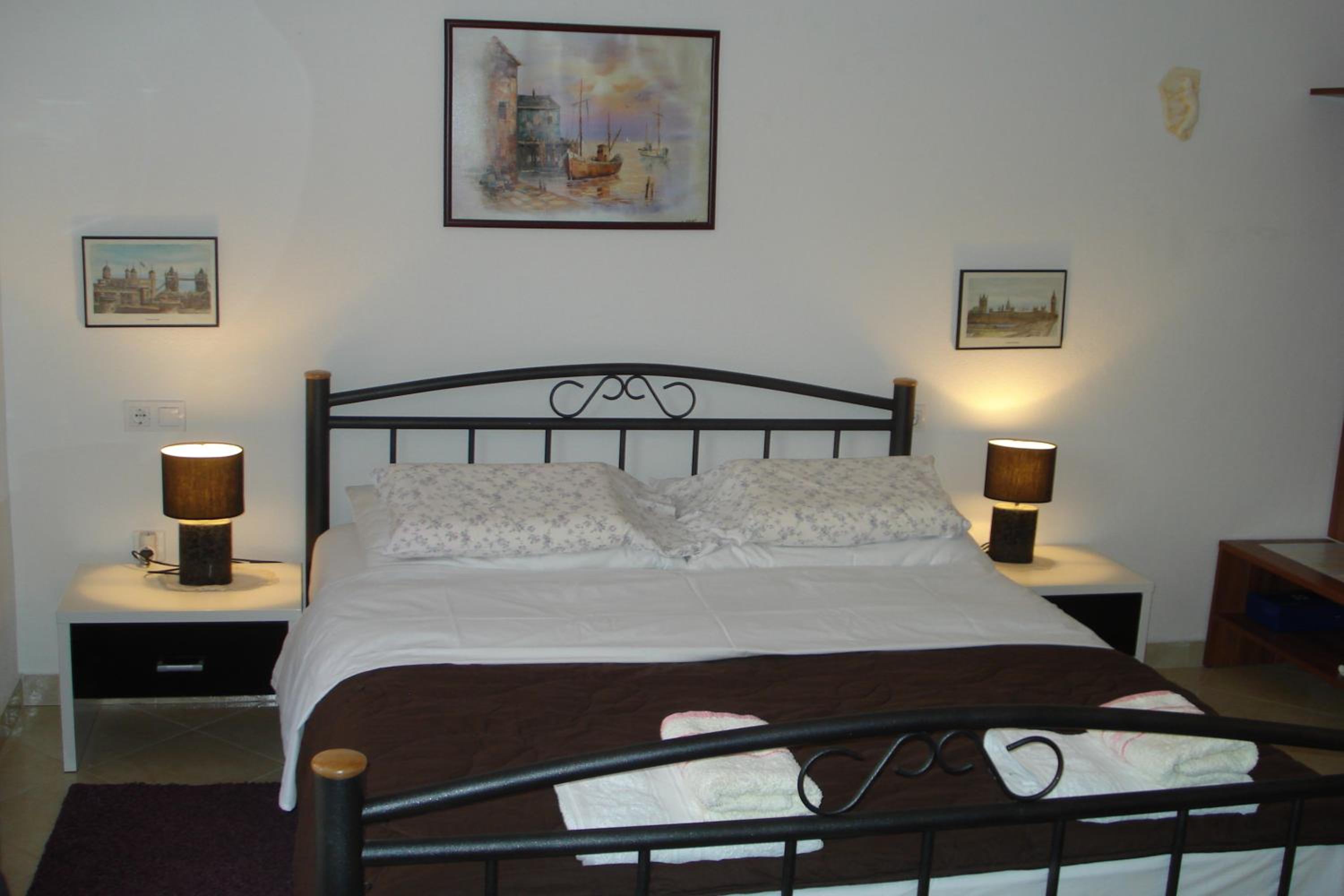 Apartment with Terrace and Sea View - Photo 61