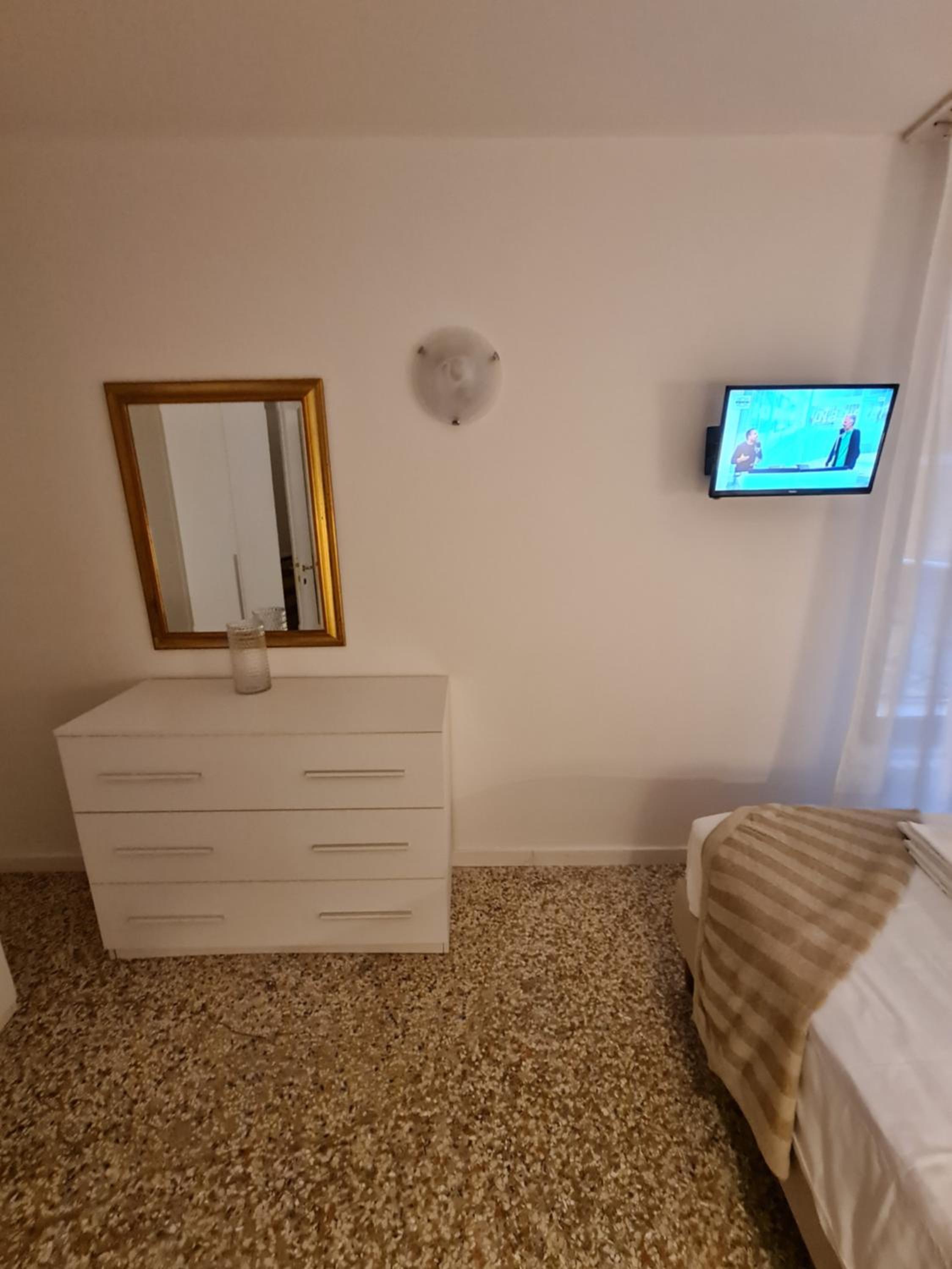 Deluxe Double Or Twin Room photo 1