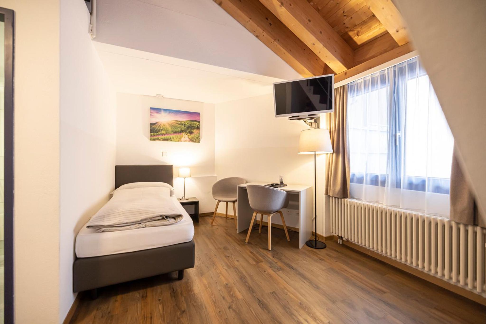 Single Room photo 2