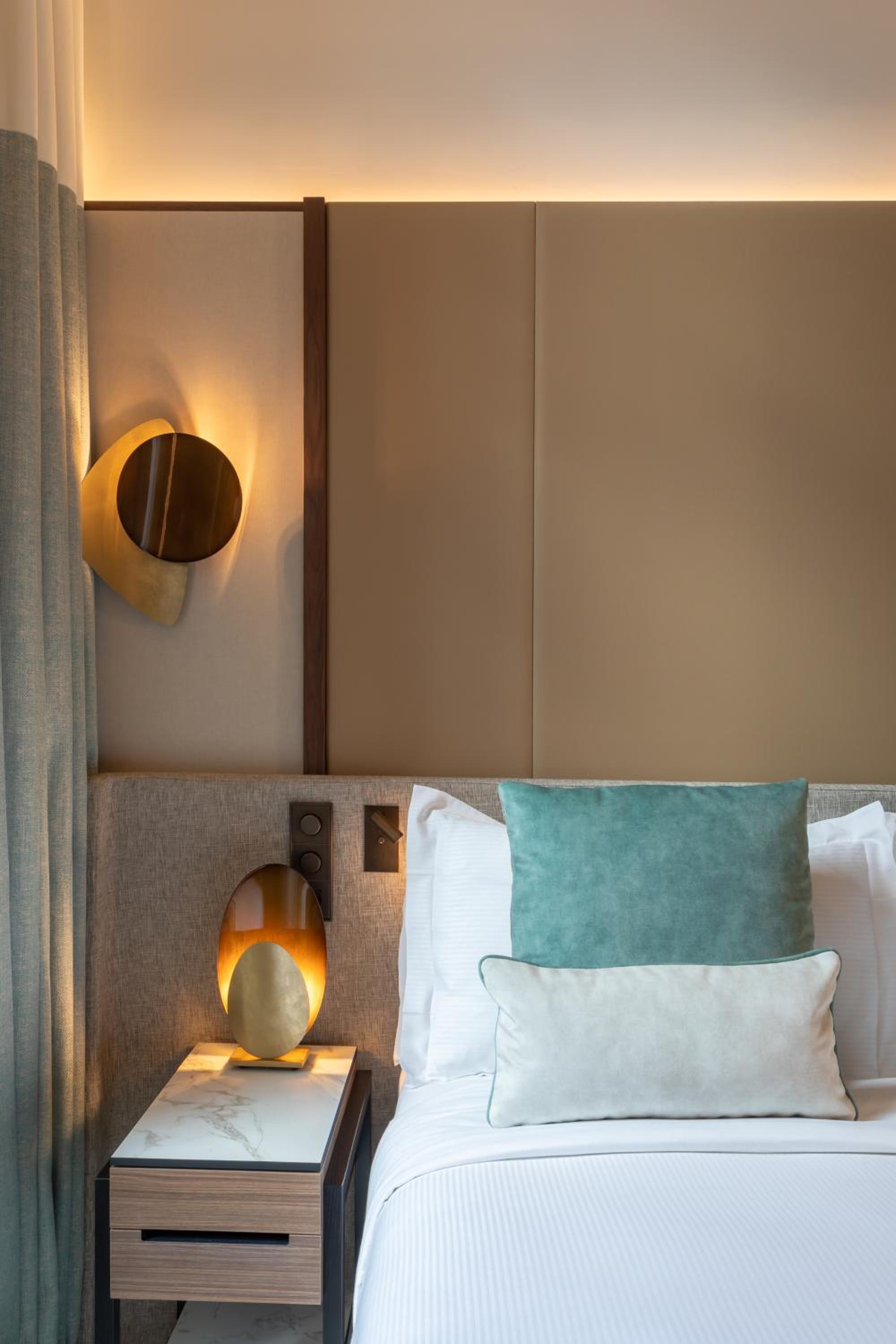 Chambre Lit Queen-Size Classique