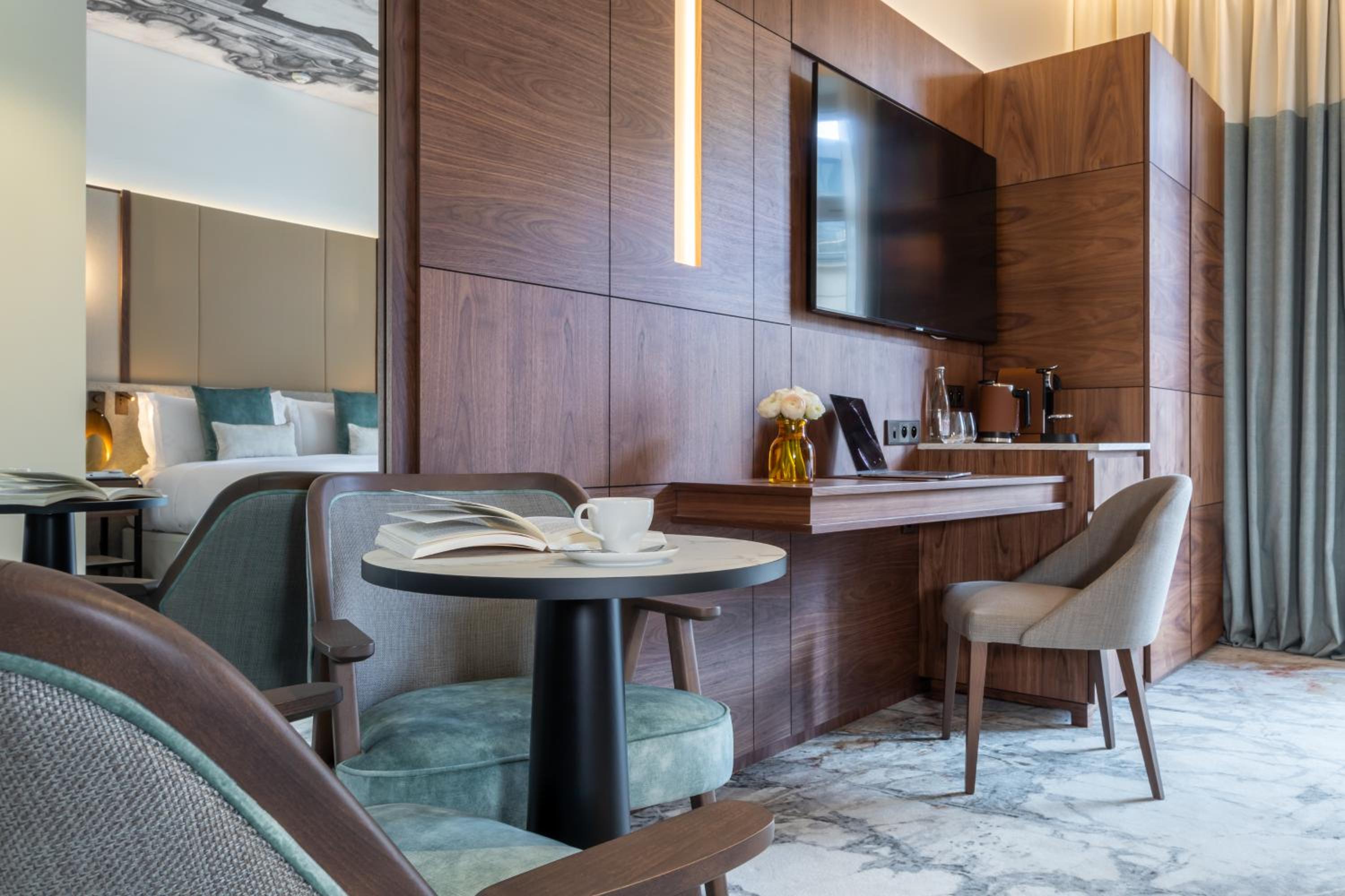Junior King Suite with Balcony