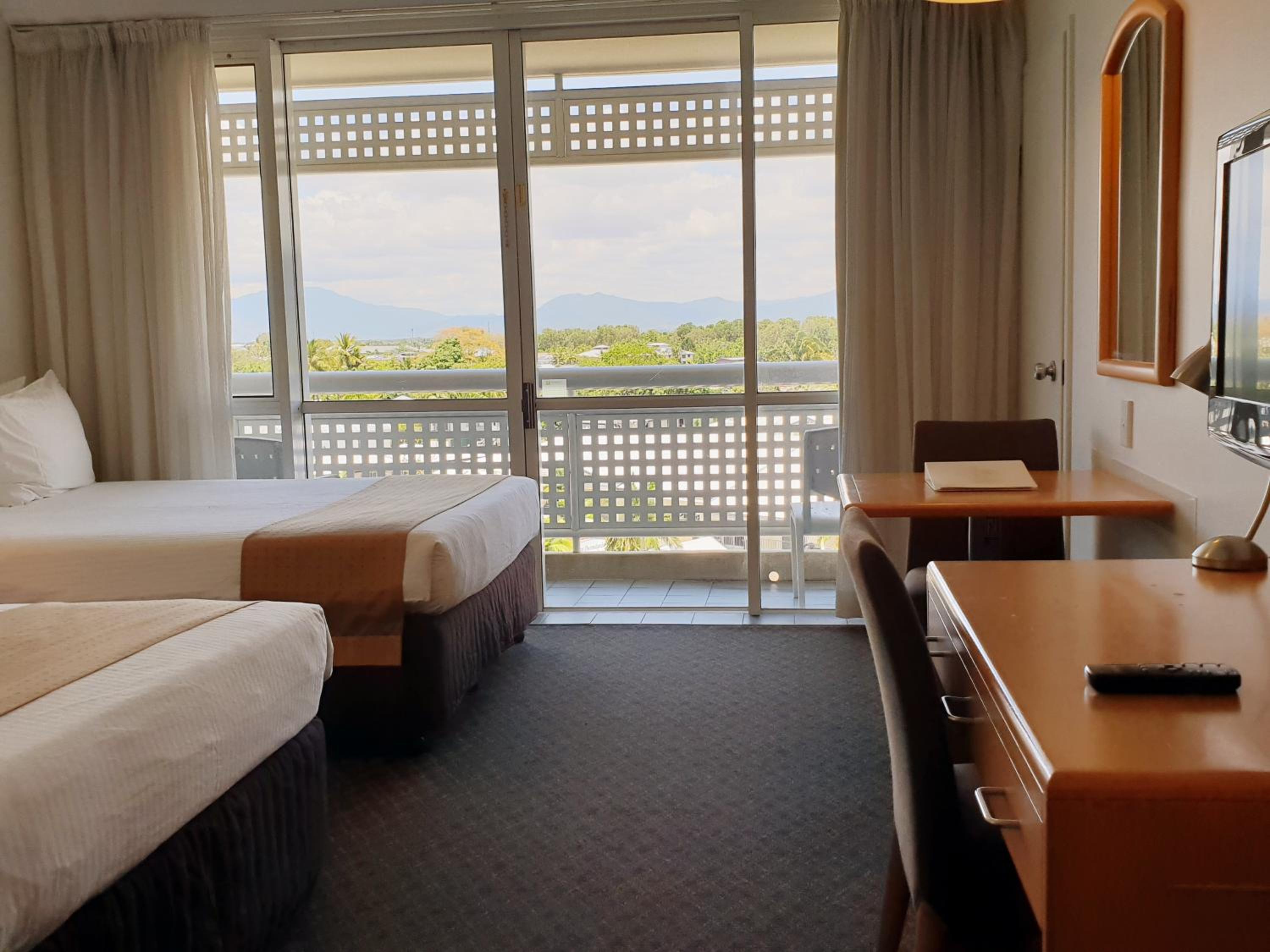 Standard Double Room with Two Double Beds - Photo 4
