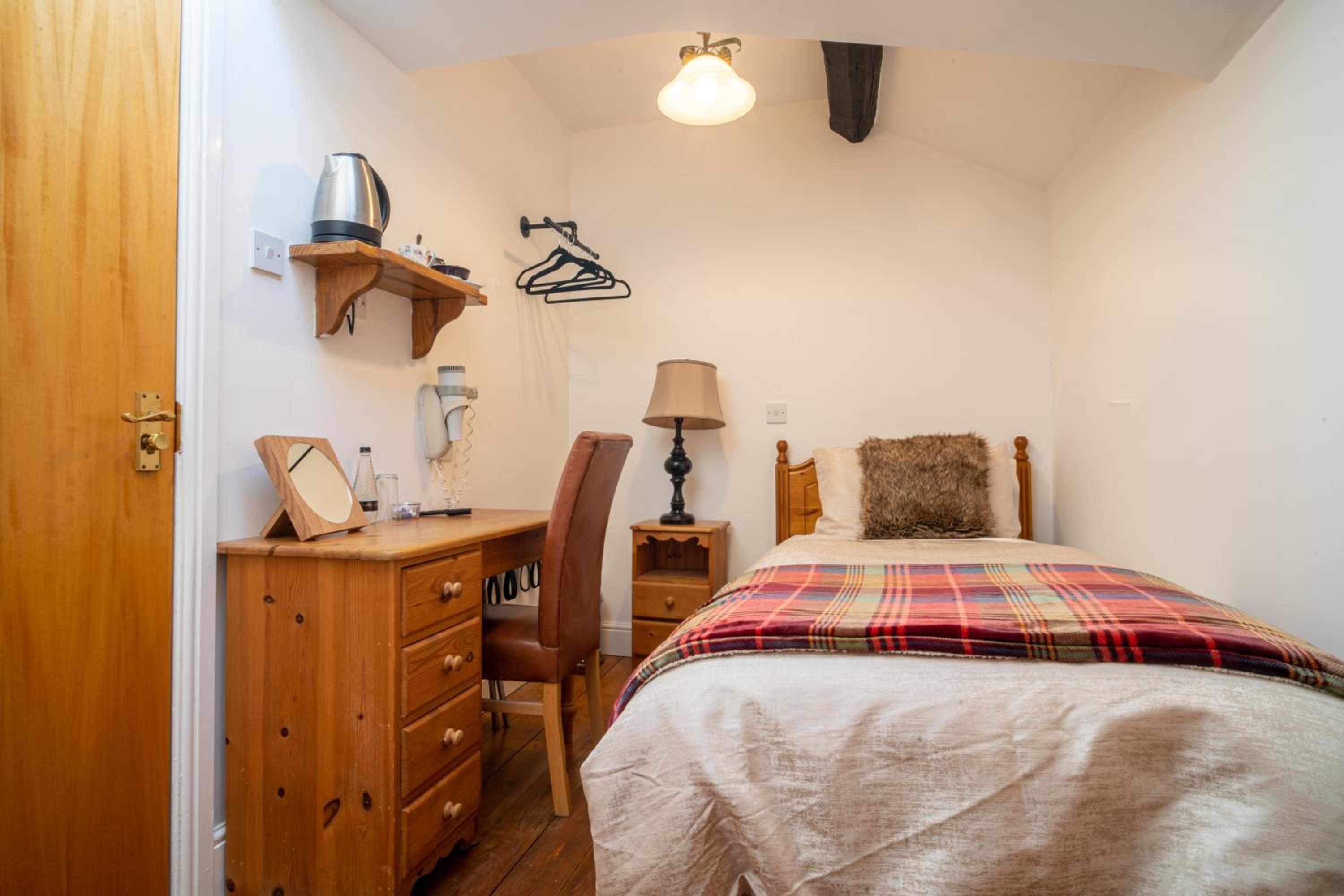 Small Single Room