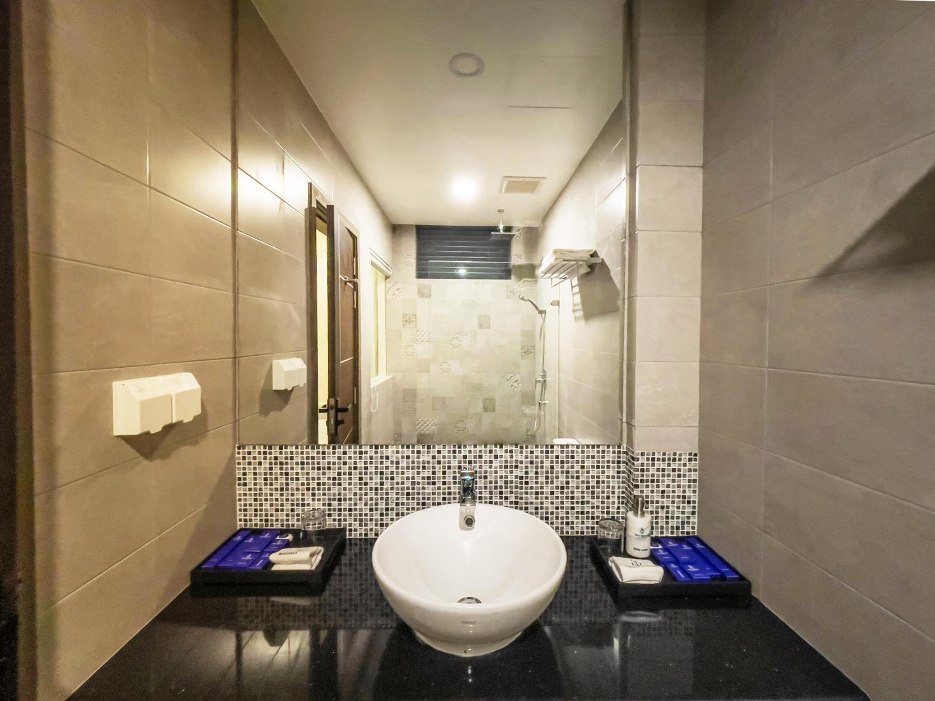 Standard Double Room - Photo 2
