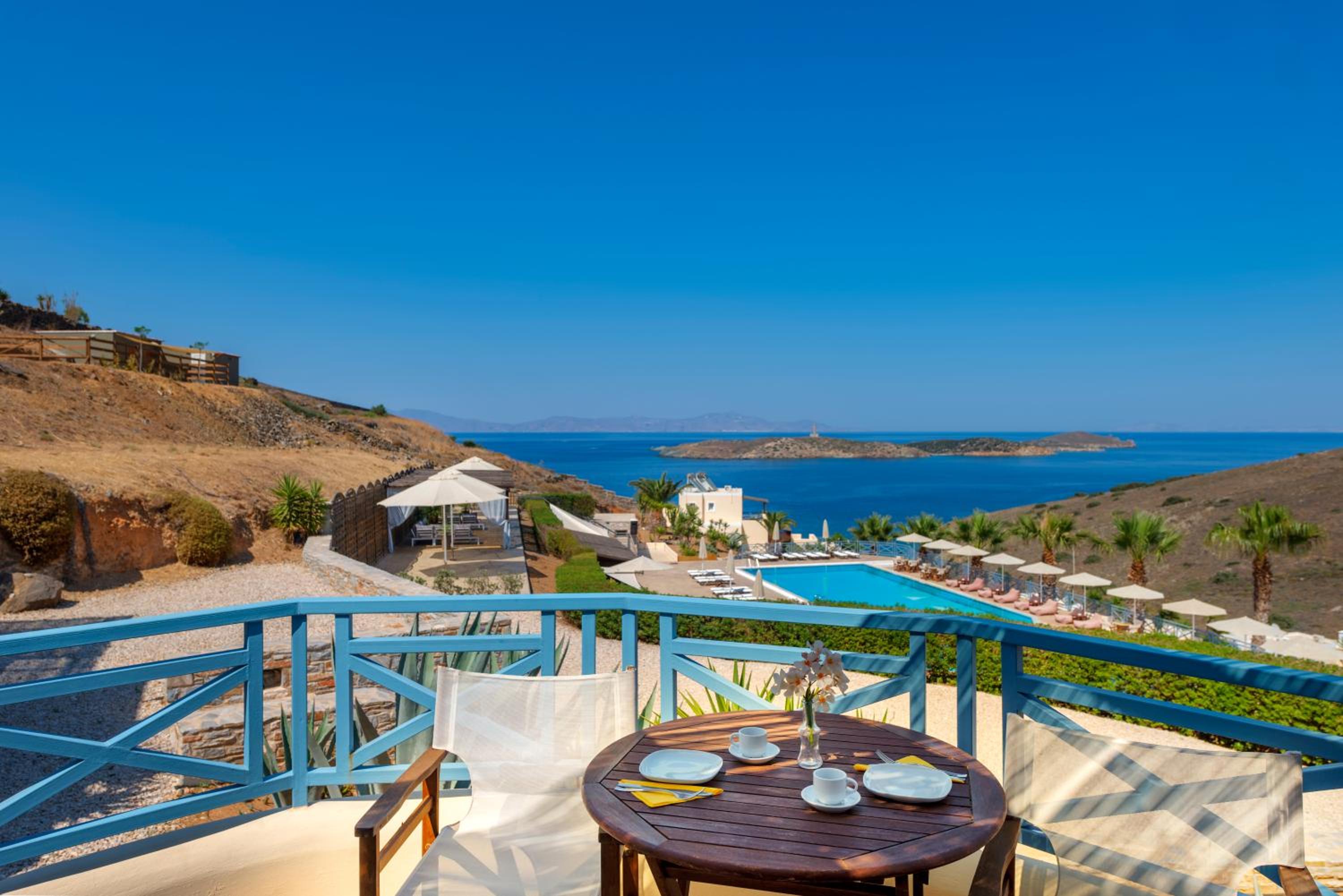 Classic Suite with Sea View - Photo 8