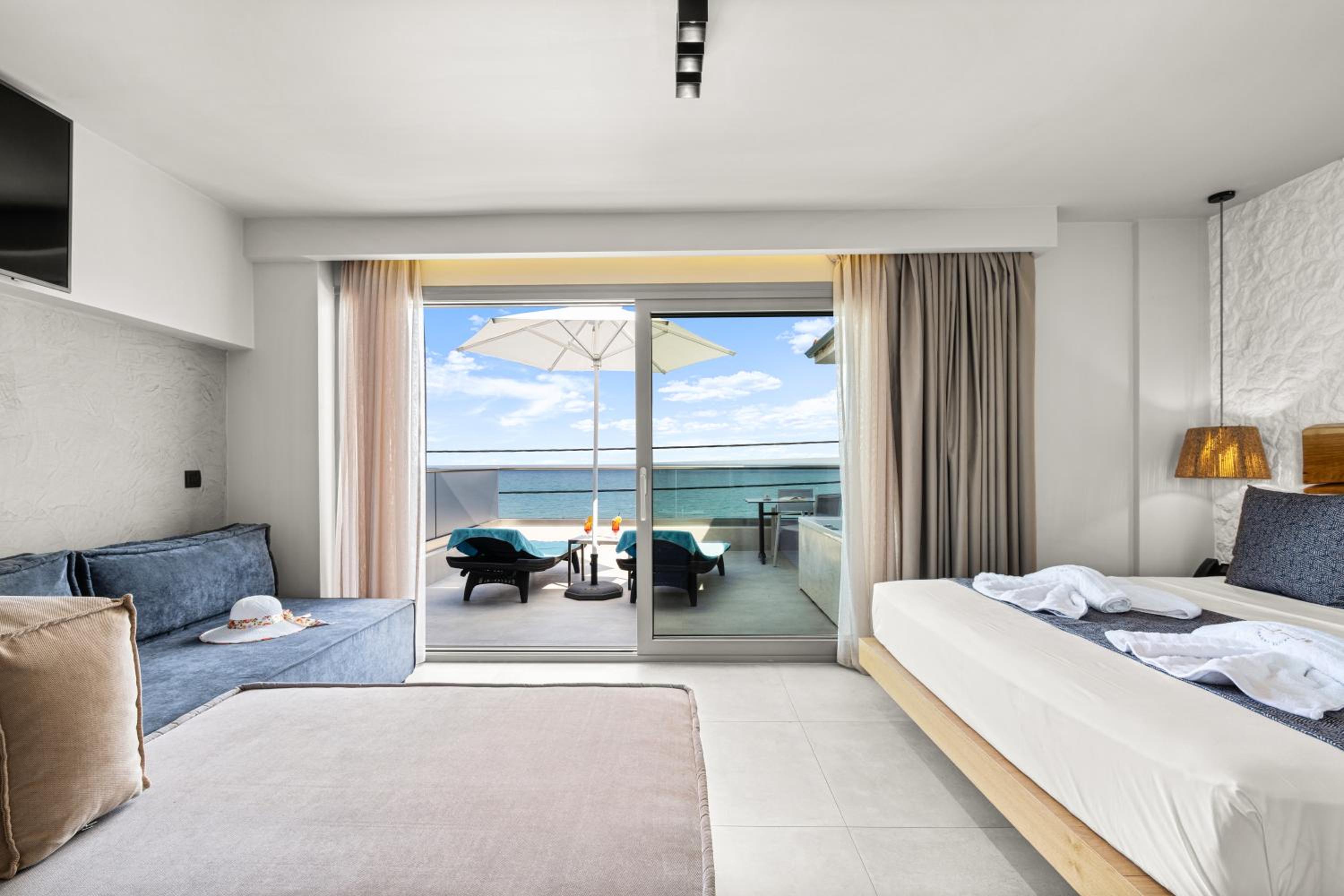 Sea View Junior Suite with Hot tub photo 1