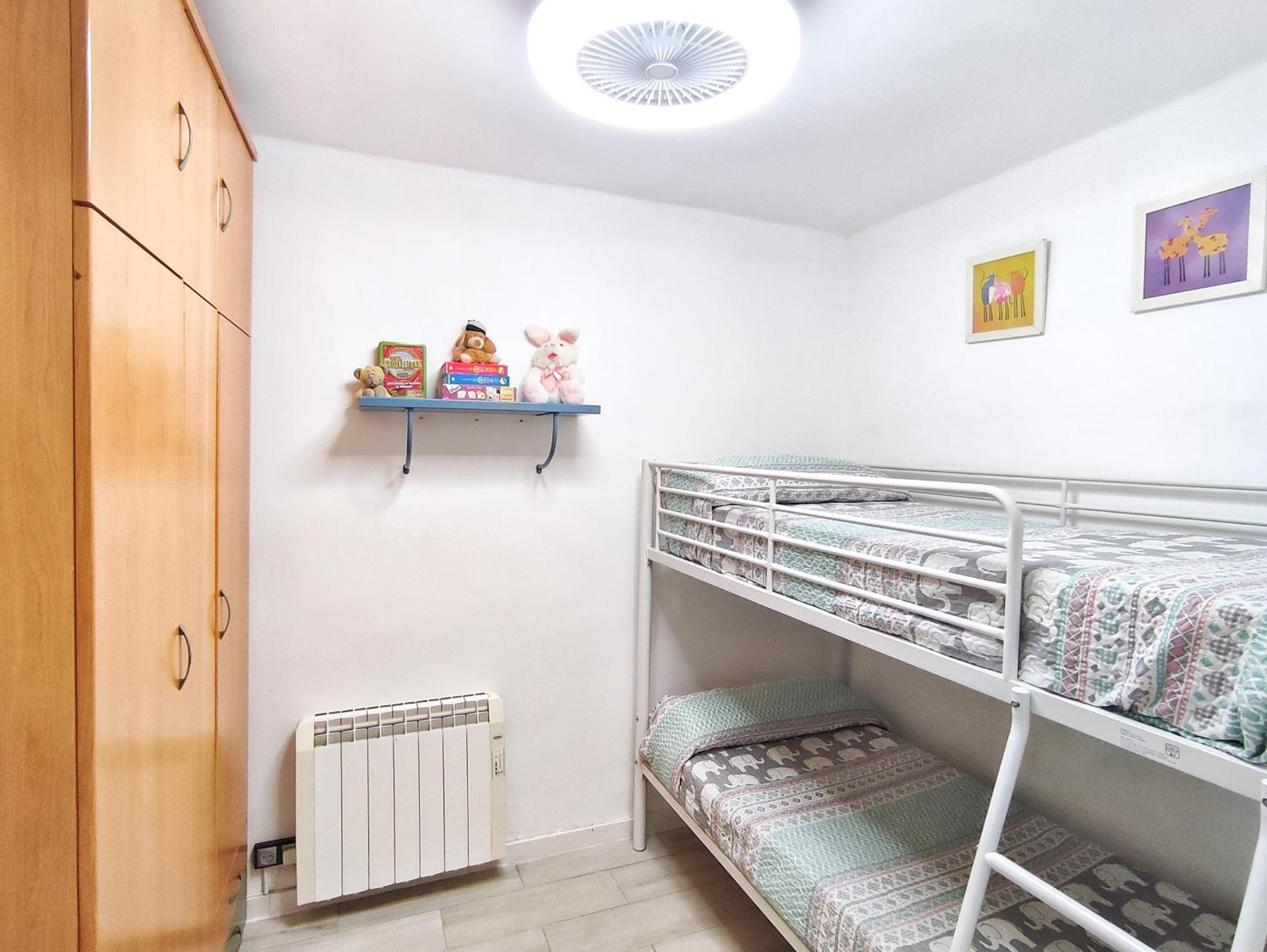 Apartment with Balcony - Photo 26