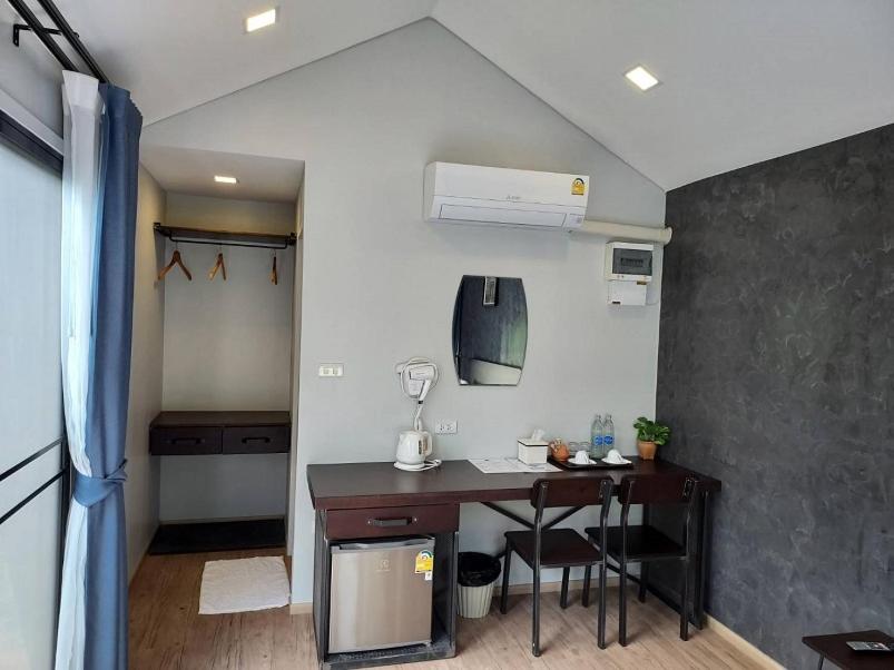 Villa photo 1