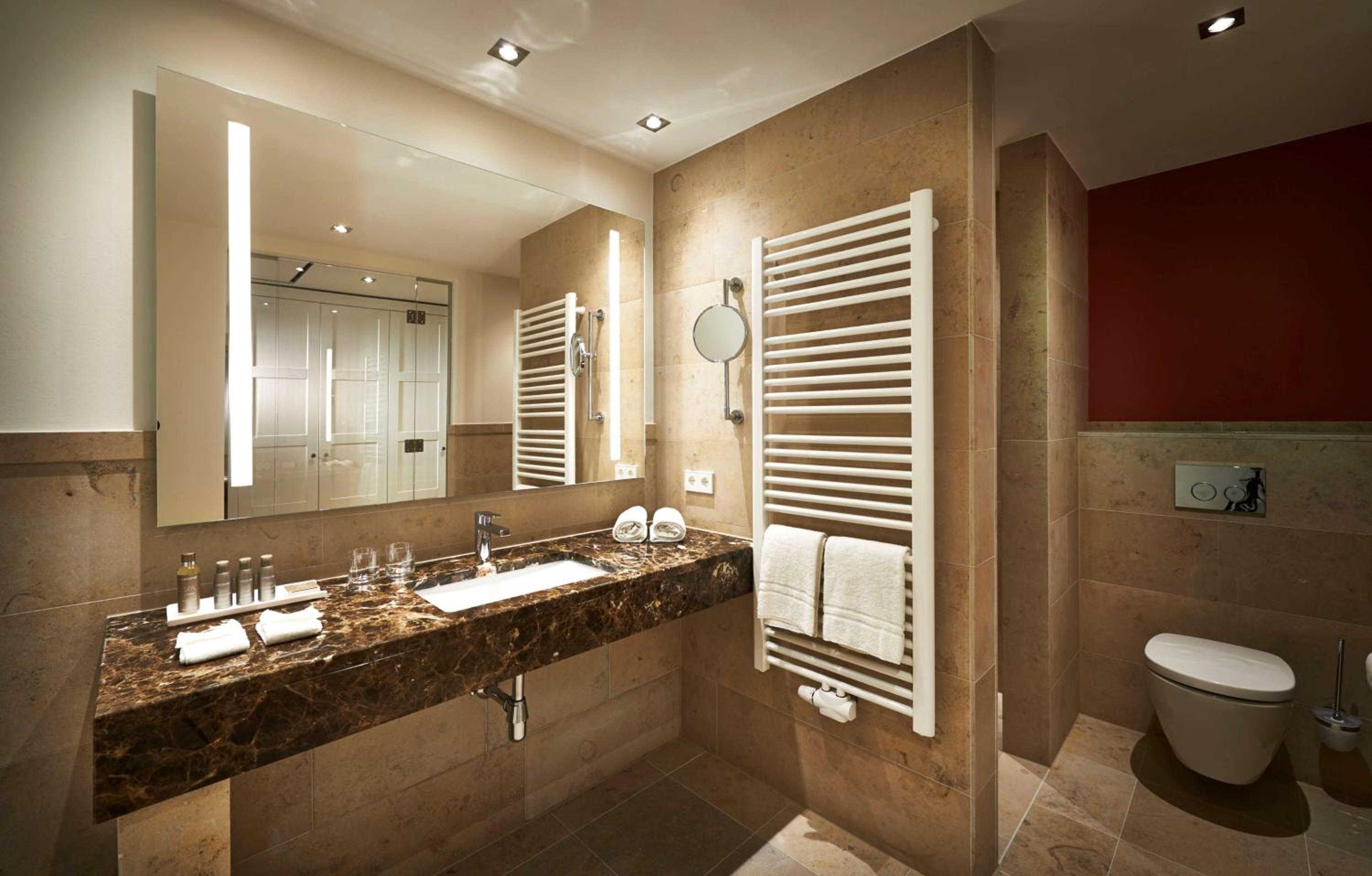 Two-Bedroom Suite photo 3