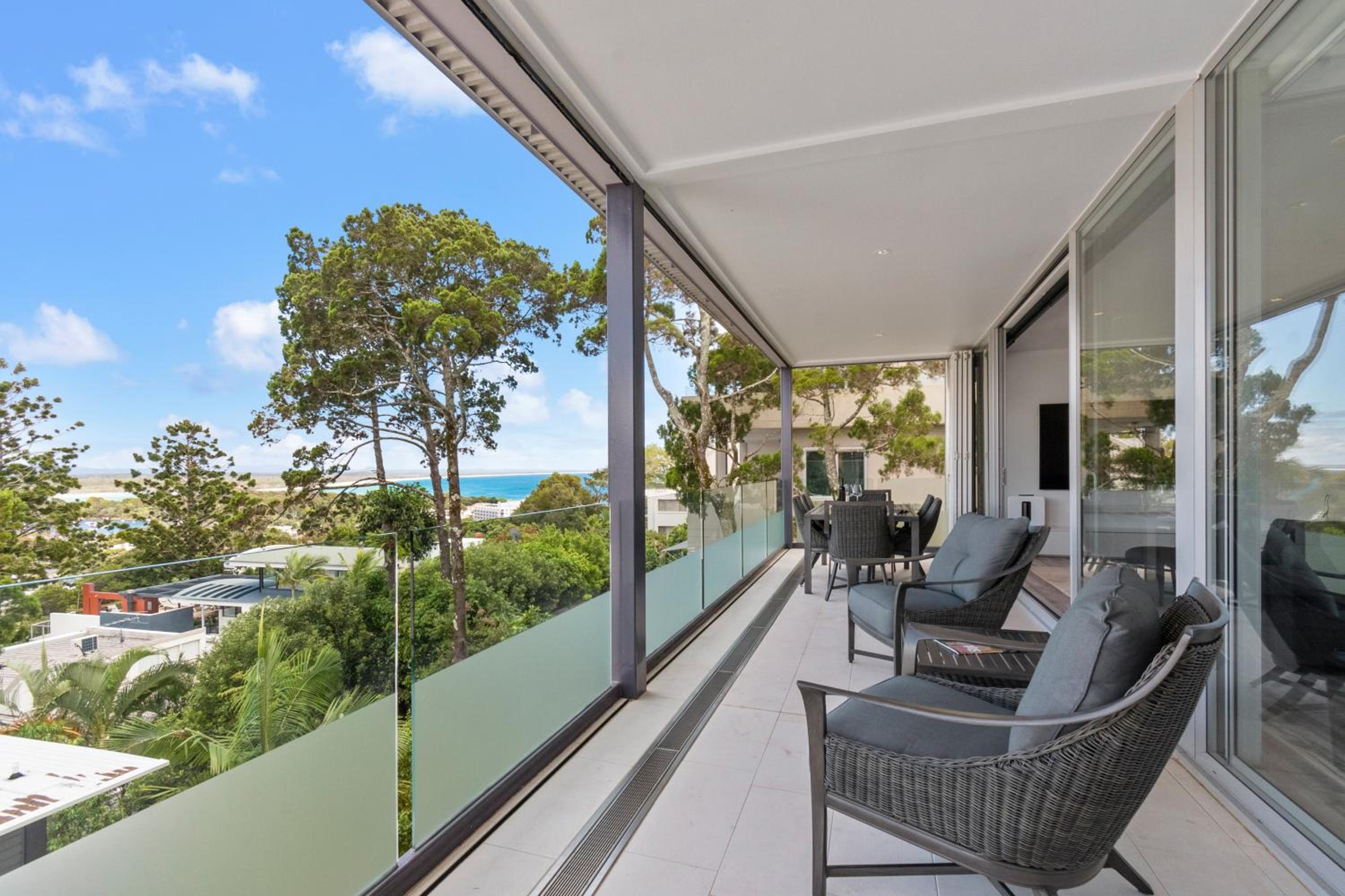 3 Bedroom Premium Ocean View Penthouse photo 2