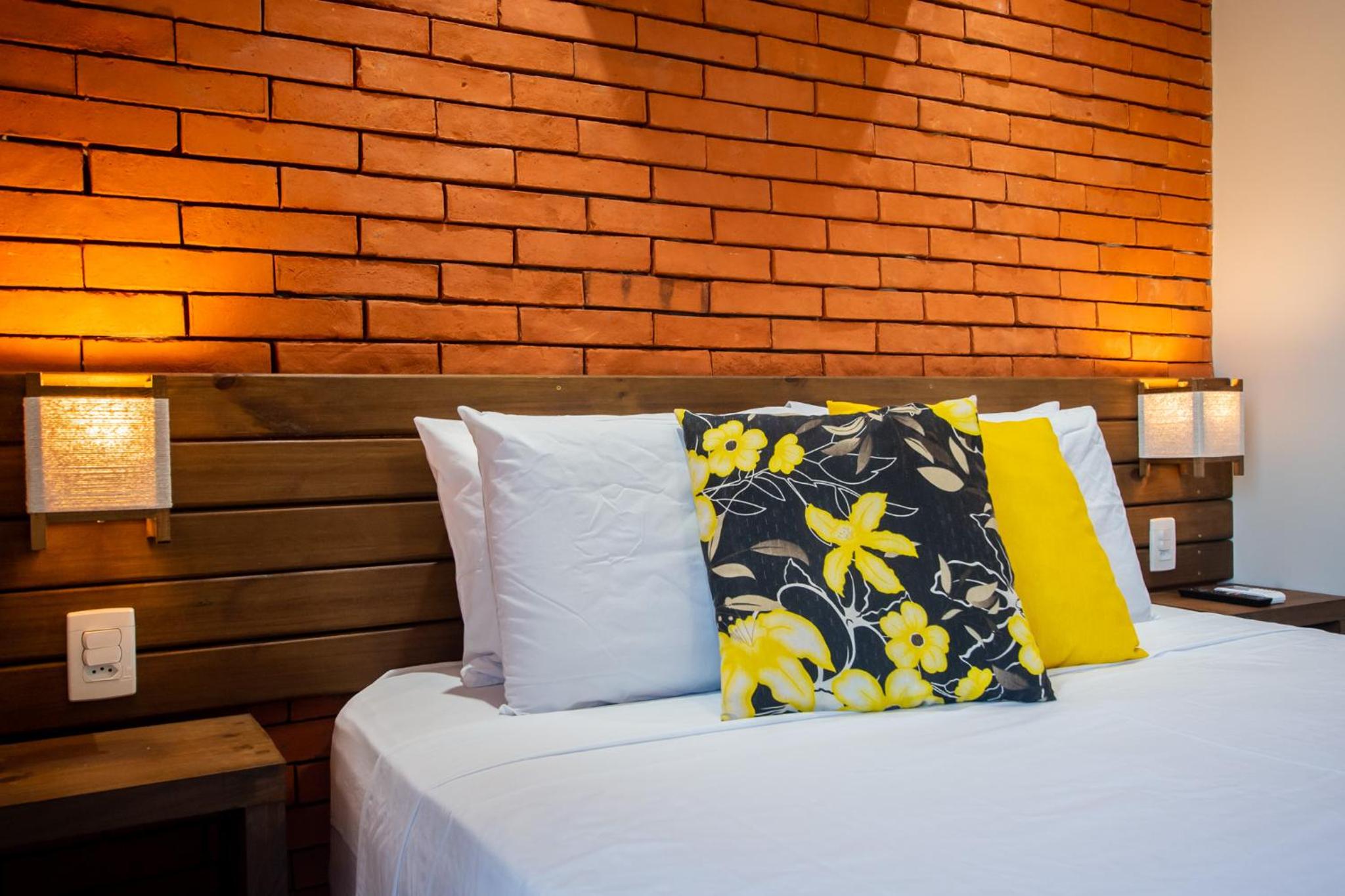 Queen Room with Pool View