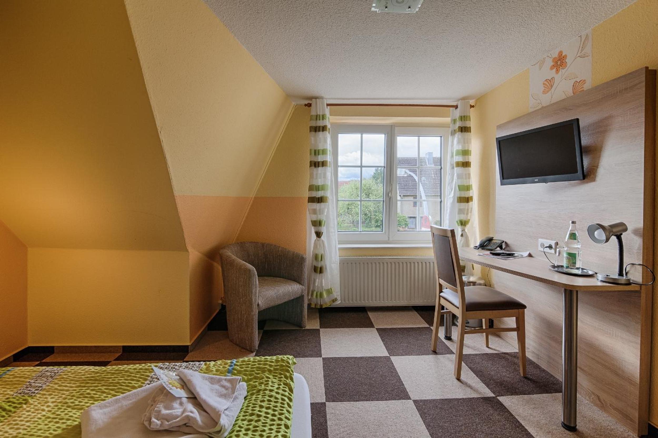 Single Room photo 3