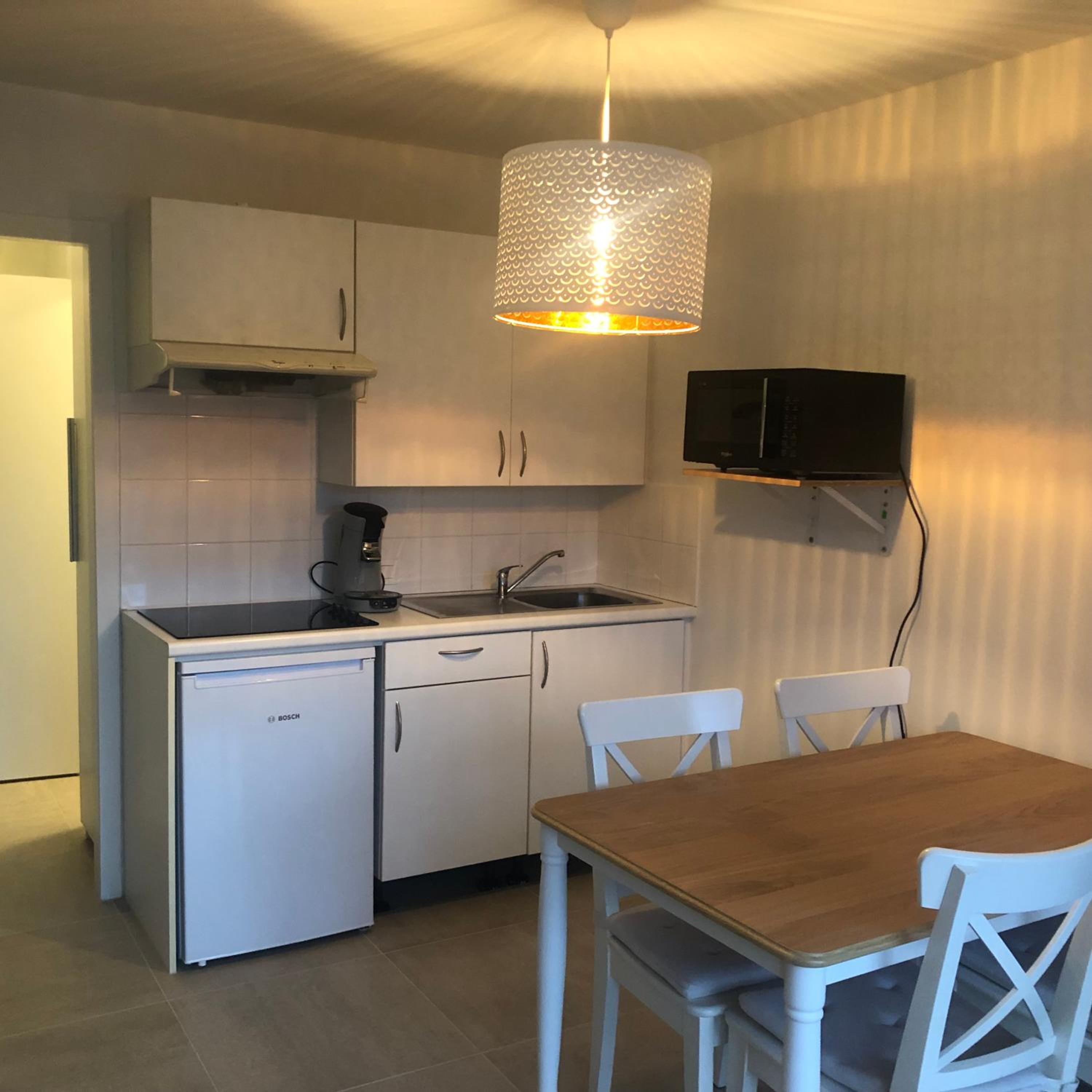 One-Bedroom Apartment - Photo 10