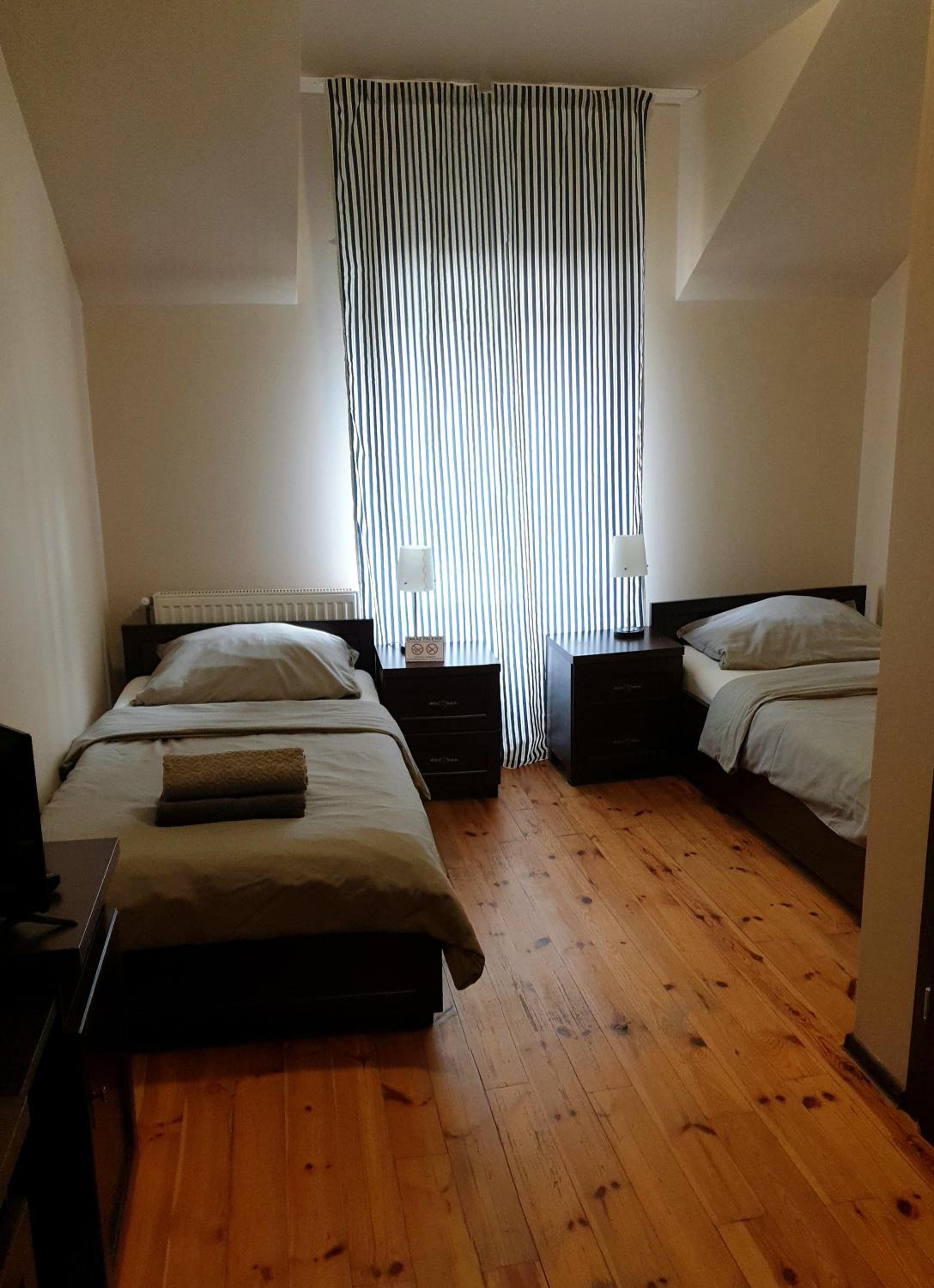 Double or Twin Room - Photo 4