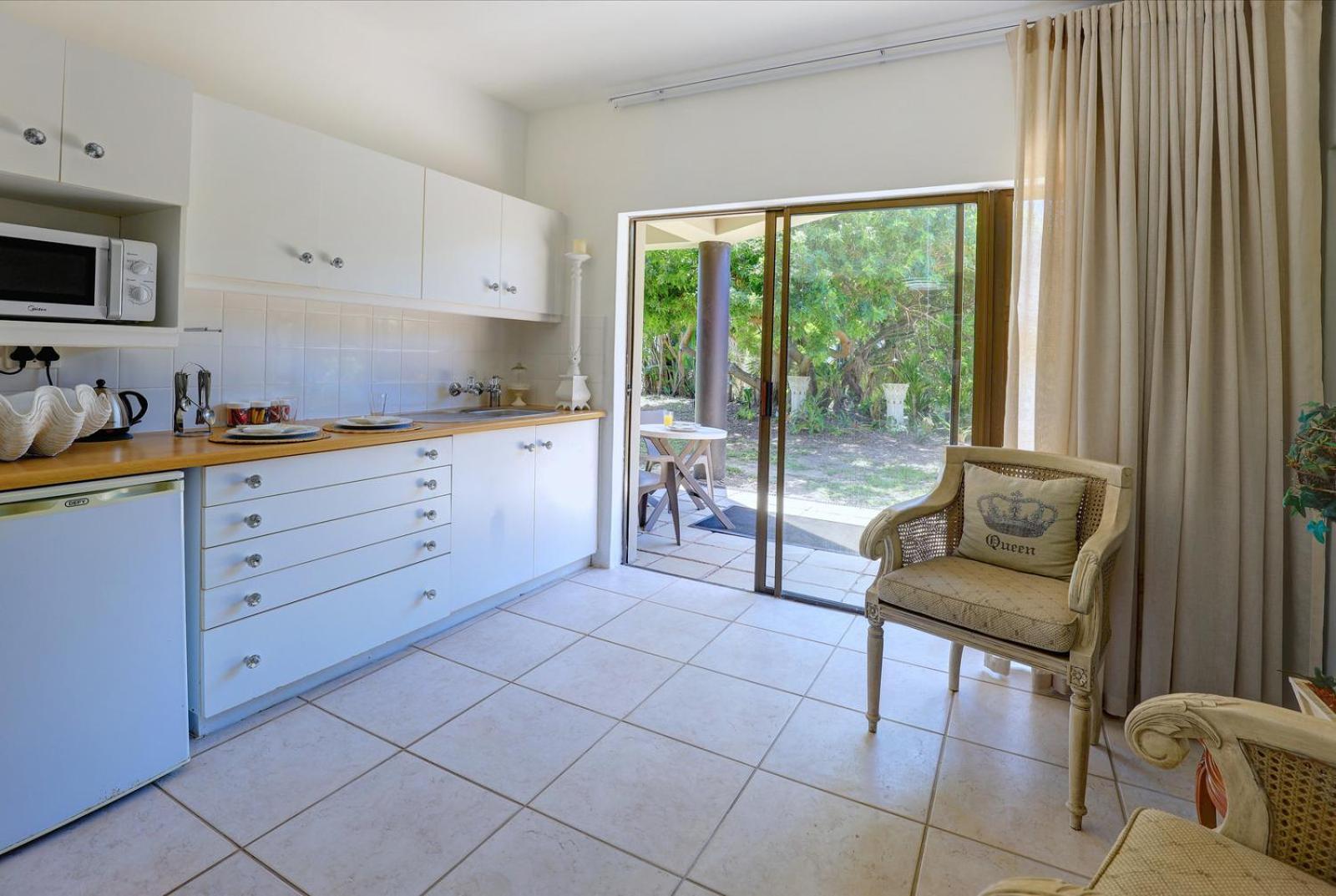 King Room with Garden View photo 3