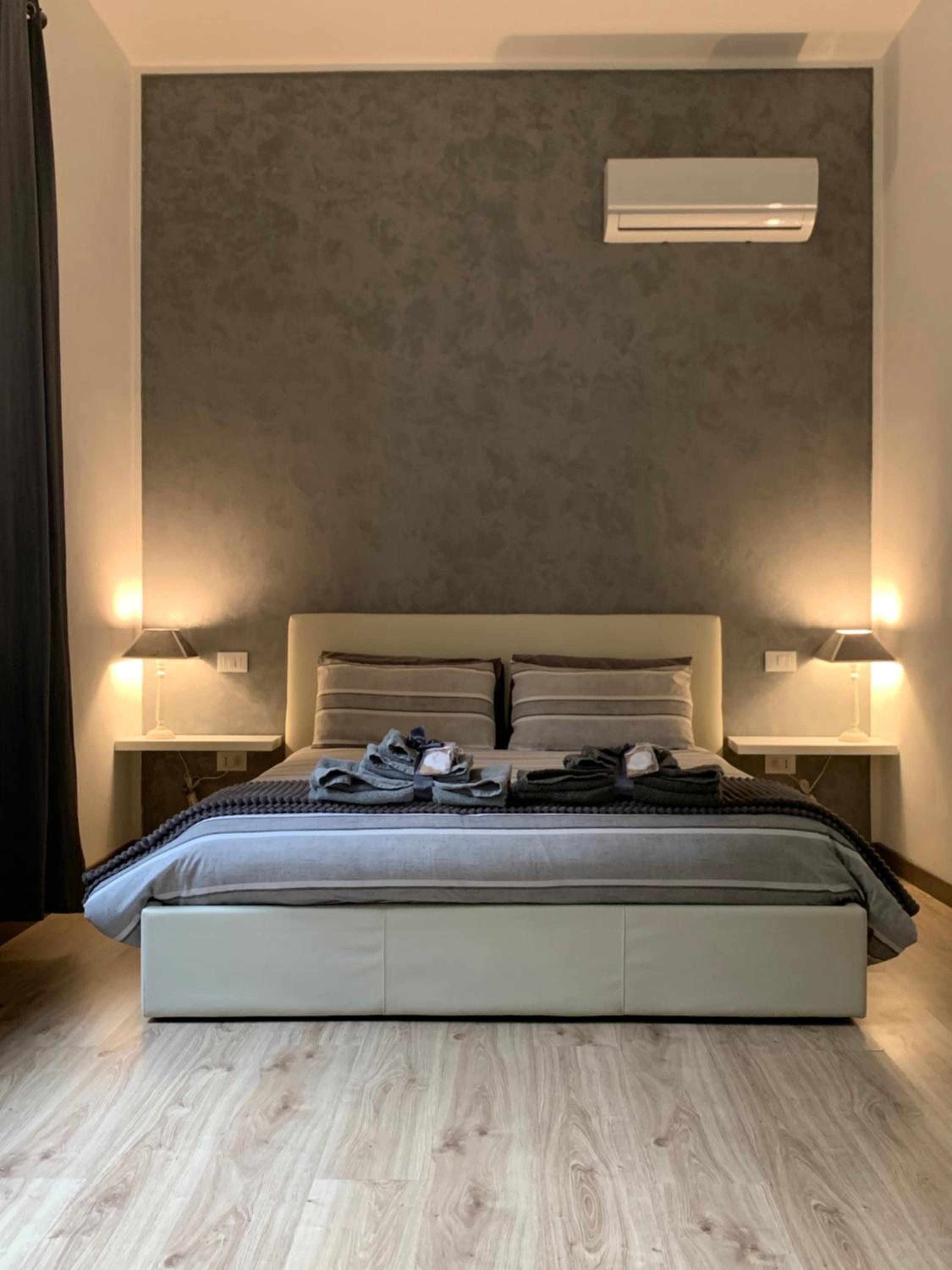 Triple Room with Private Bathroom - Photo 1