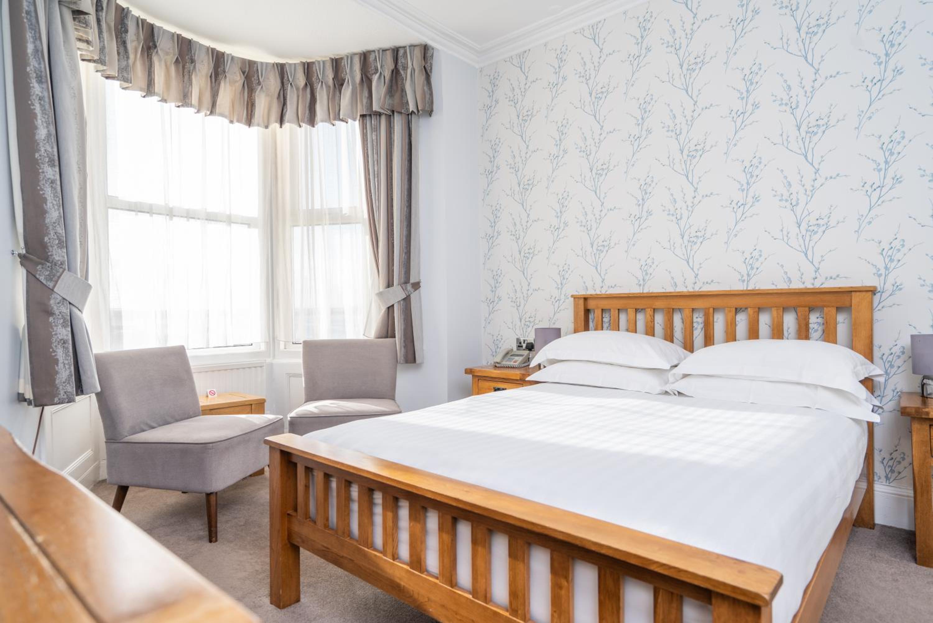 Superior Double Room - Photo 4