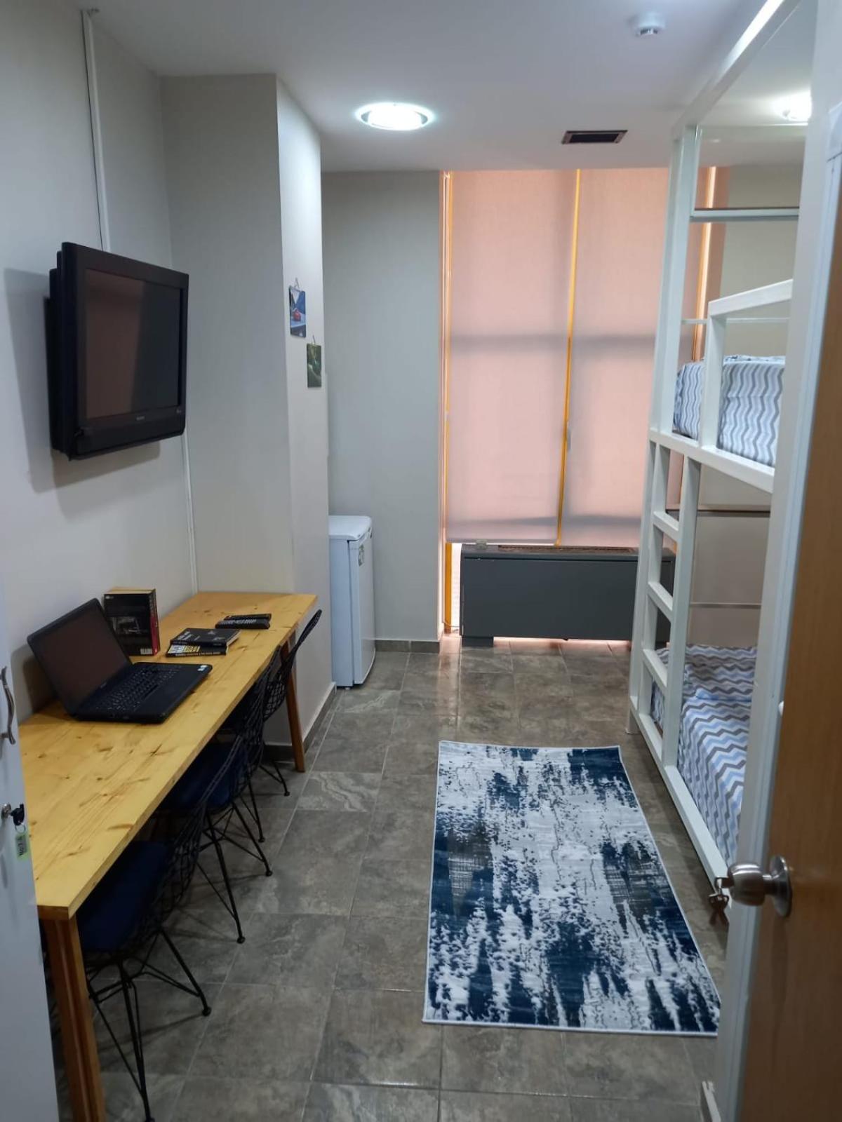 Basic Triple Room photo 1