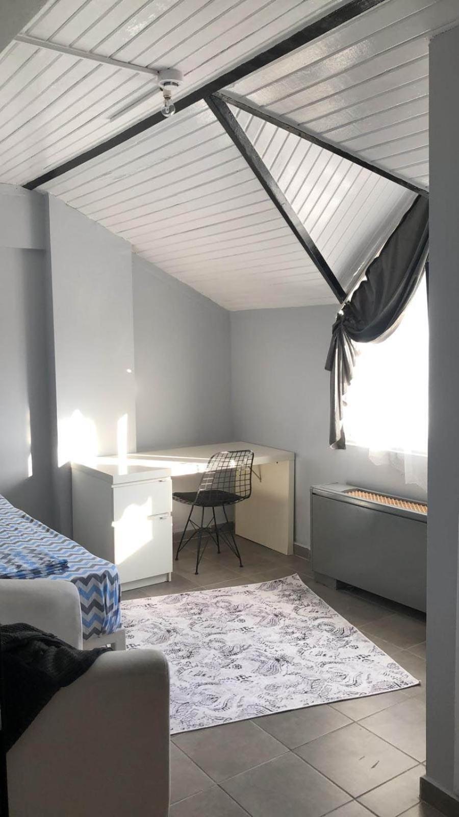 Single Room With Private Bathroom photo 1