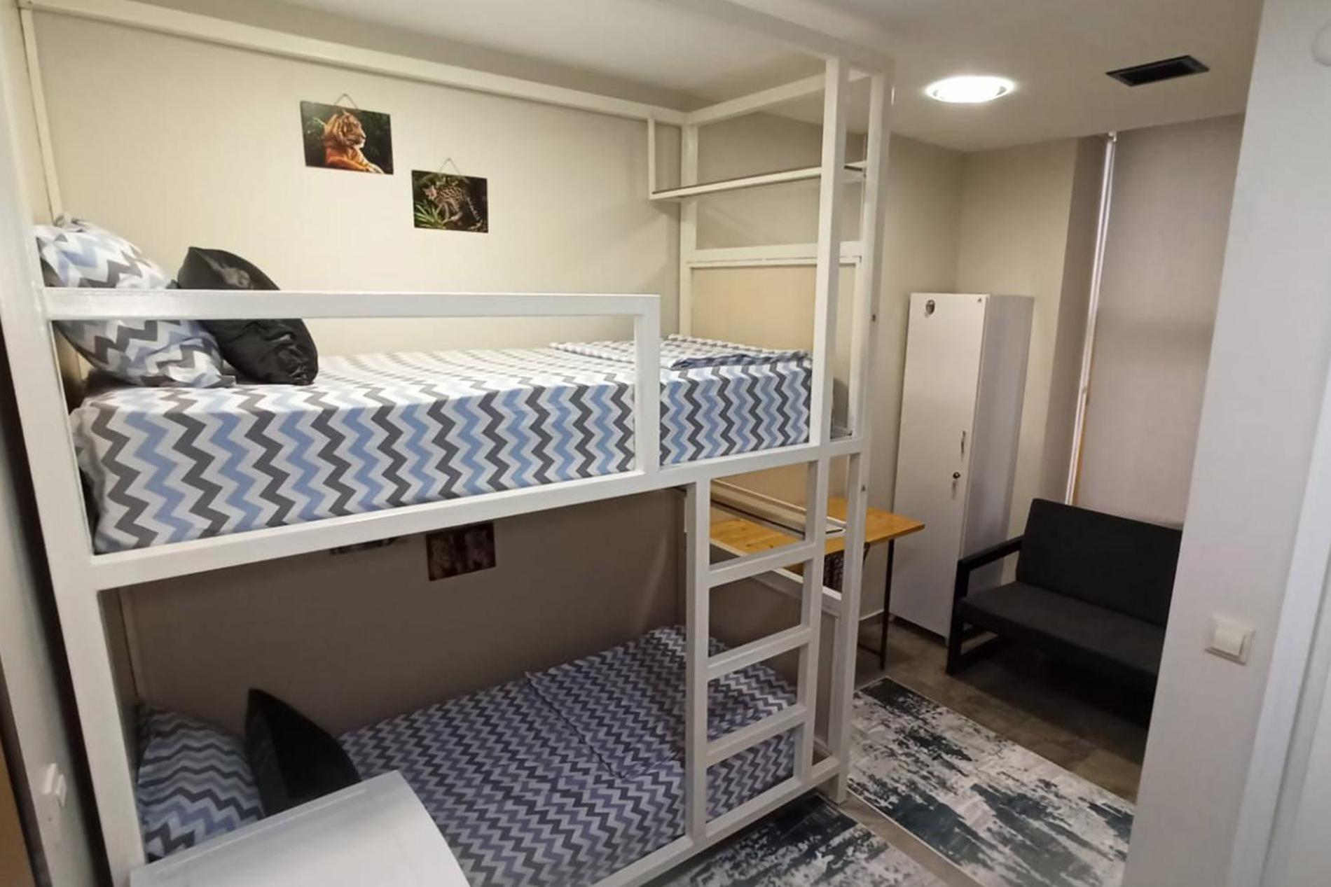 Mixed Dormitory Room photo 1