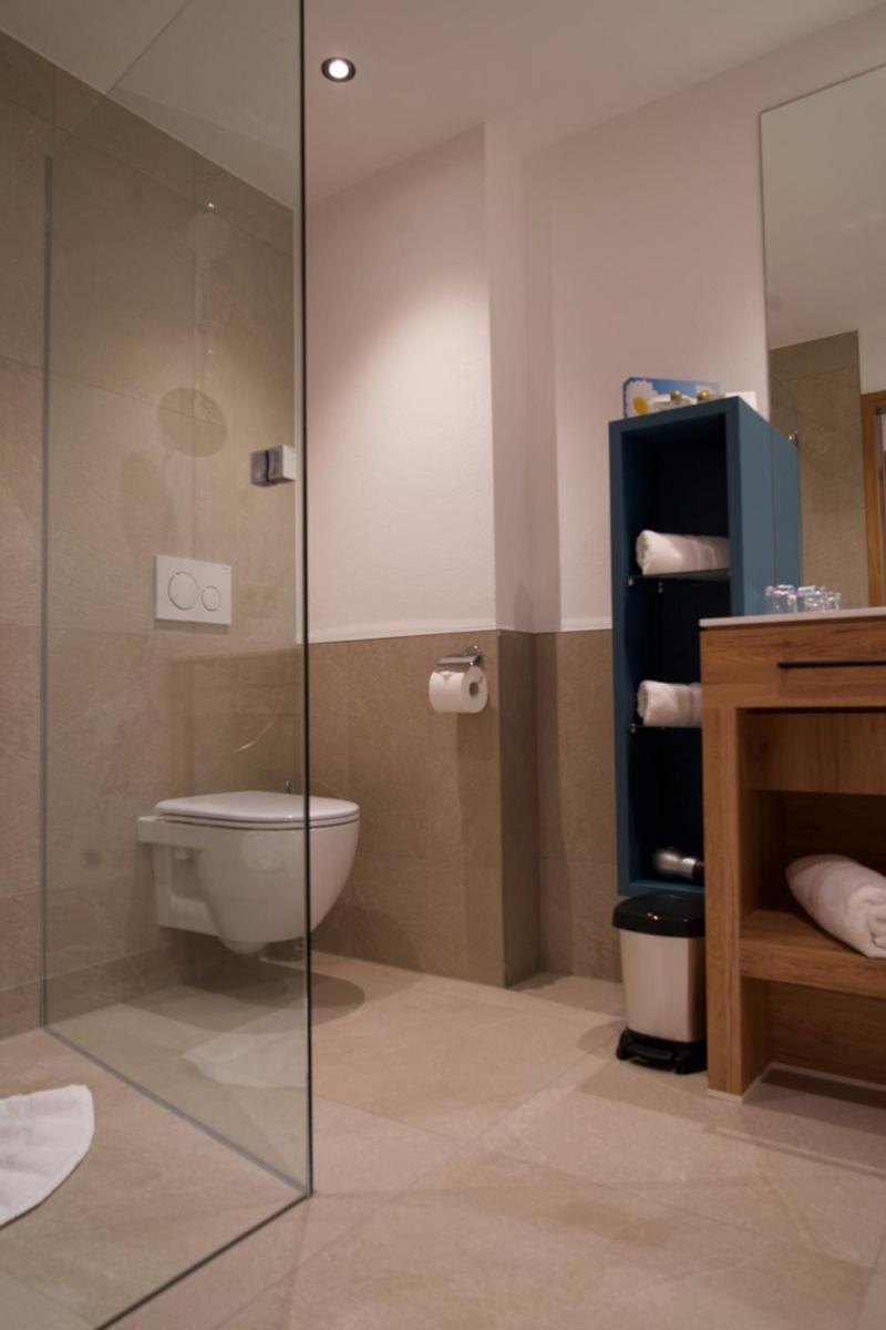 Family Room with Shower photo 2
