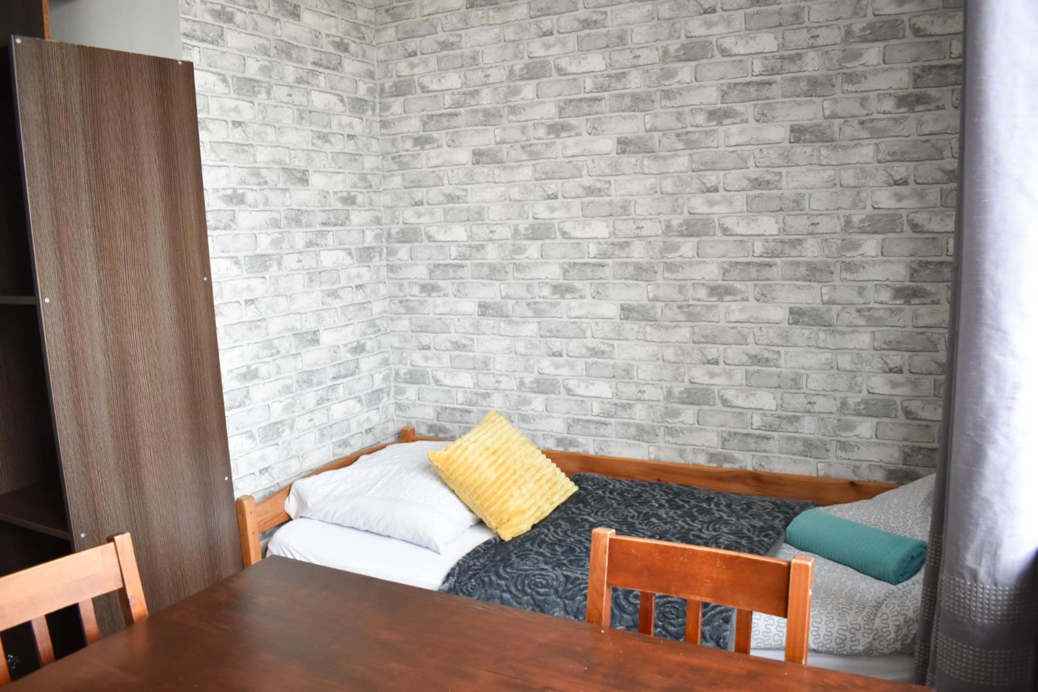 Triple Room with Private Bathroom - Photo 2