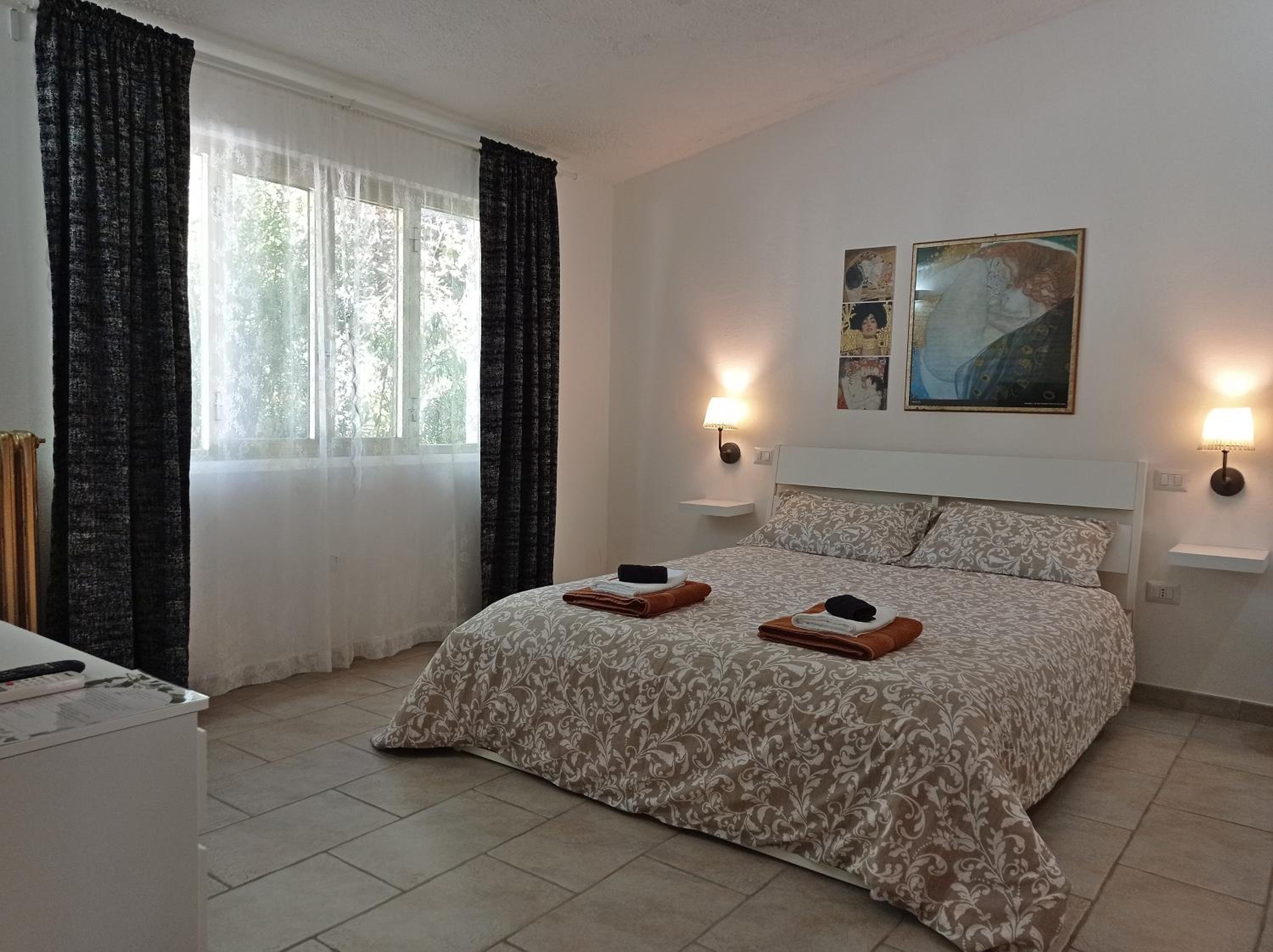 Standard Triple Room - Photo 17